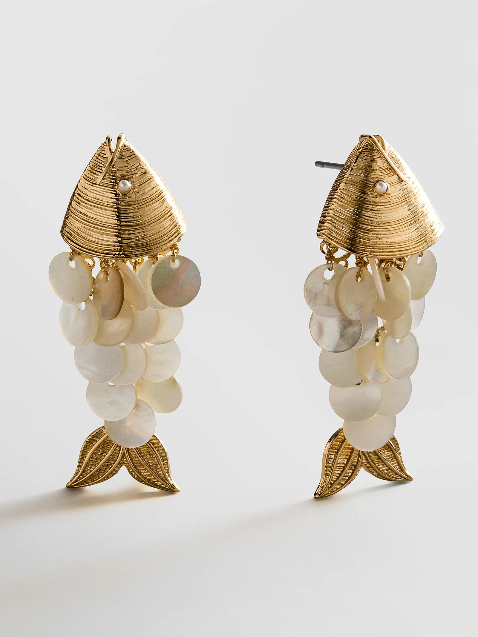 Ripple Effect Fish Earrings - Gold/Pearl | BaubleBar