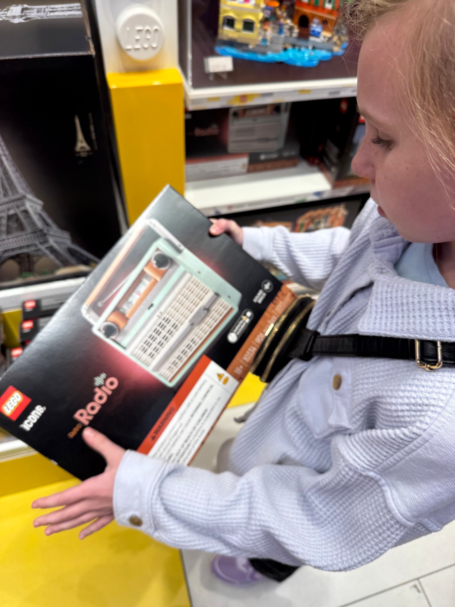 10 year old gift idea!!! My daughter asked for this - it’s a retro radio LEGO set and the speaker actually works! 

Kids gift ideas, lego gift set, kids fashion, girls fashion, holiday gift ideas

#LTKGiftGuide #LTKKids #LTKHoliday