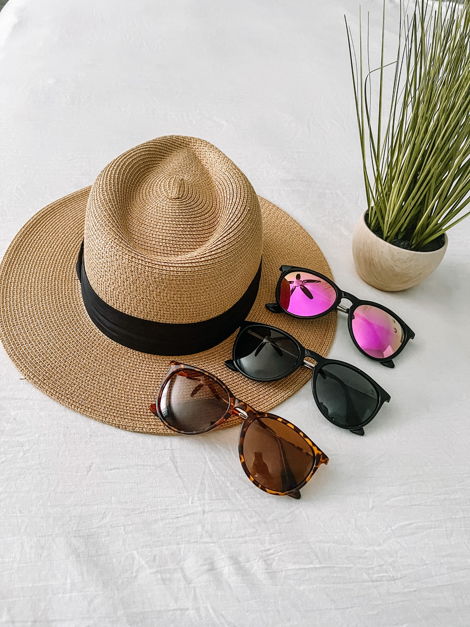 My sunny day must haves!! ☀️
My fav hat & sunnies are currently on sale!! Both are available in multiple colors and styles. Sunglasses come in a pack of 3 and under $20!! 

#LTKsalealert #LTKstyletip #LTKunder50