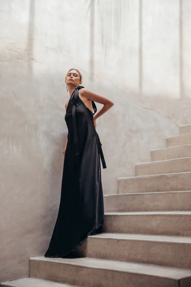 FLORENCE GOWN - BLACK | Cult Gaia - US