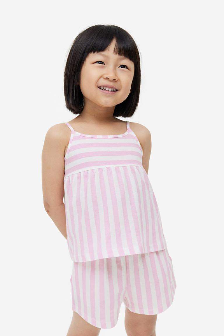 Patterned Paper-bag Shorts | H&M (US + CA)