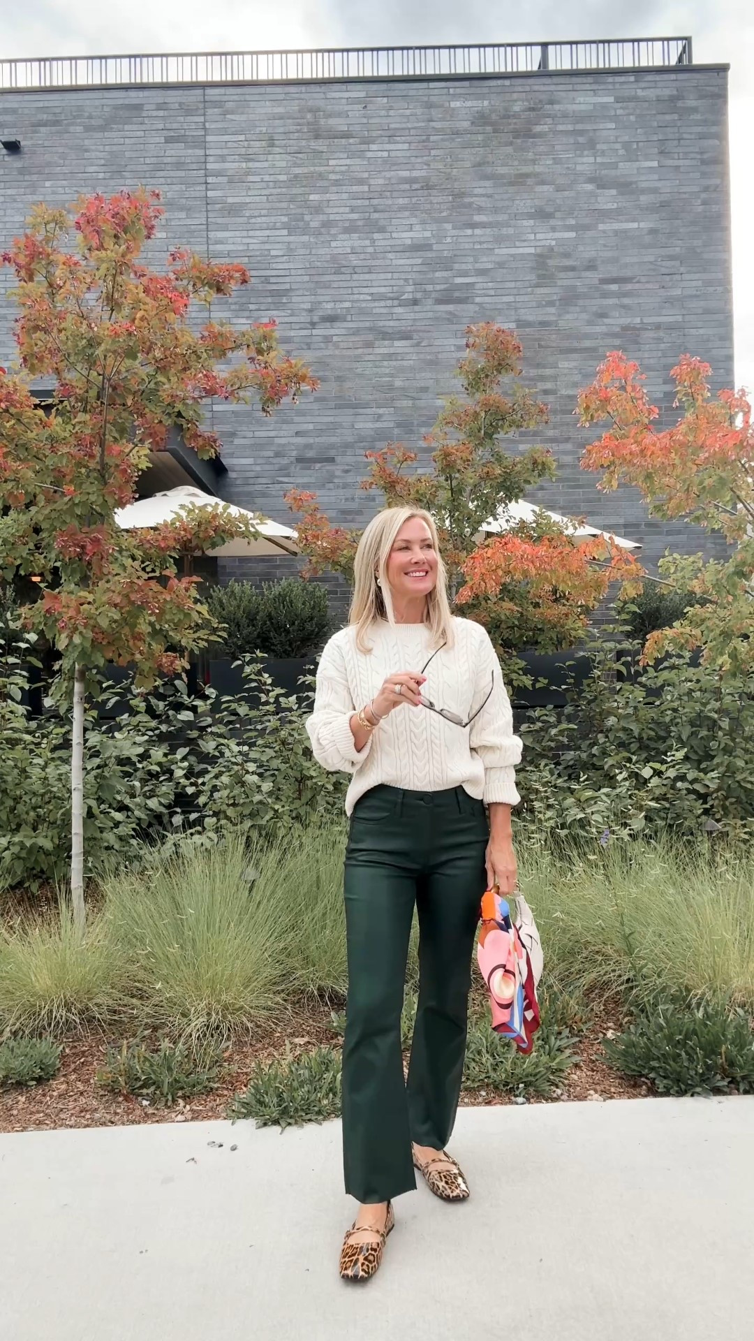 Classic fall style. These pieces will be closet staples this season. 

Sweater: xs
Pants: 0 (size down!)

#LTKStyleTip #LTKOver40