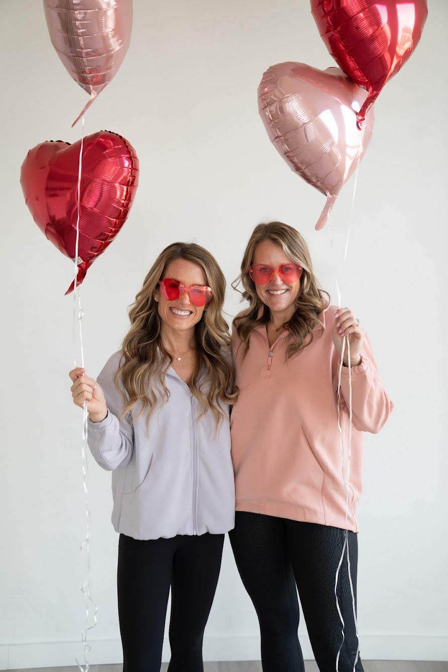 Casual winter outfits

 sweatshirts leggings  sneakers  athleisure  training shoes  lounge set  winter outfit  mom outfit  lululemon  trendy fashion

#LTKActive #LTKootd #LTKmomlife