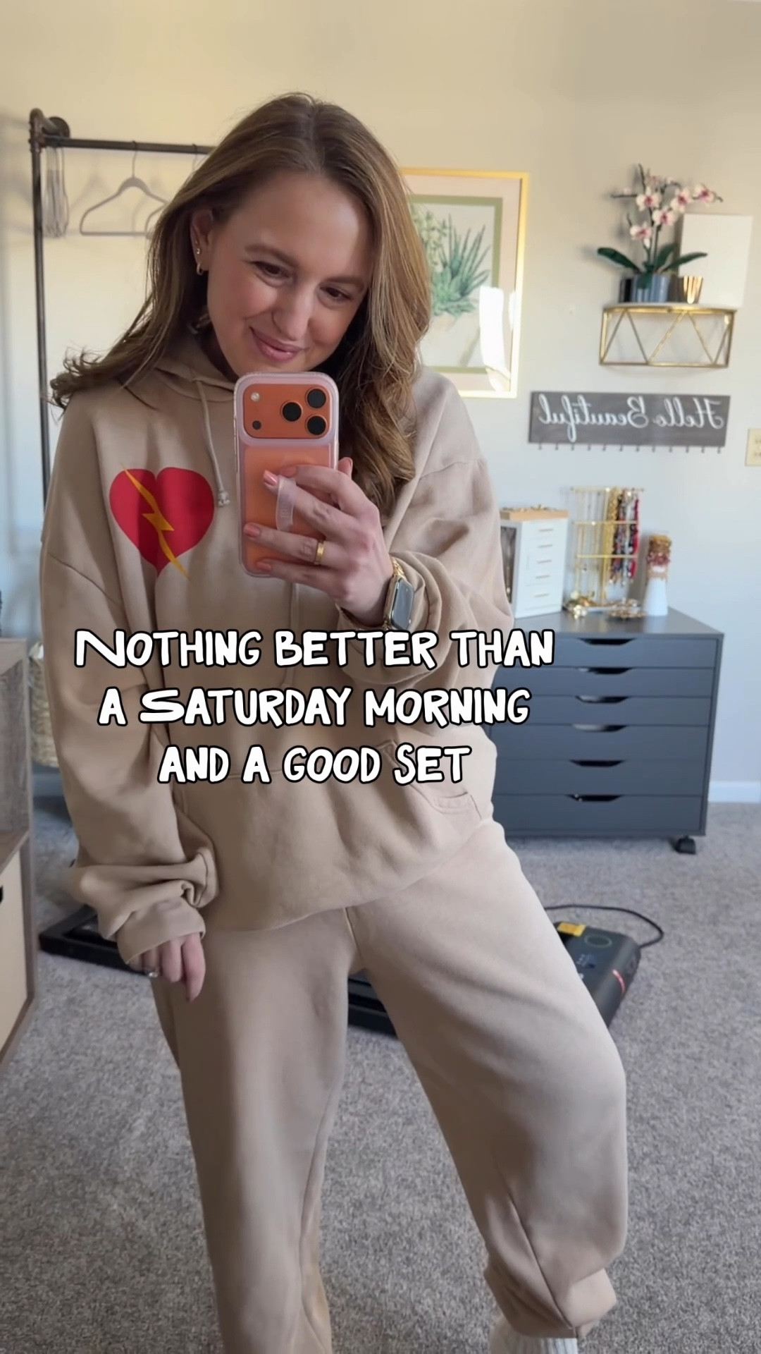 Happy Saturday friends!  The first weekend day in a long time with no basketball or any other plans!  This means I’m throwing on a comfy set and getting stuff done around the house!

#LTKdayinmylife #LTKootd #LTKmomlife