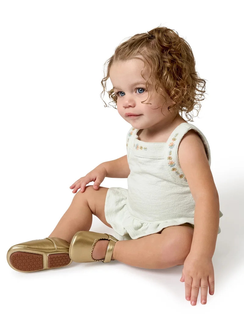 Modern Moments by Gerber Baby Girl Bloomer Outfit Set with Embroidery, 2-Piece, Sizes 0/3 Months ... | Walmart (US)