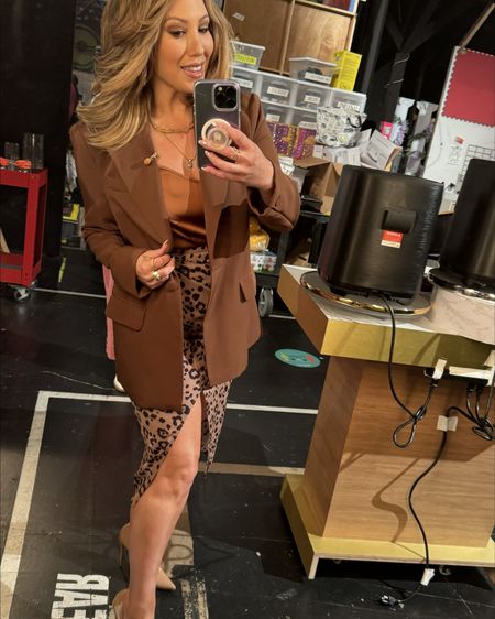 Had so much fun pairing my leopard 🐆 wrap around midi skirt with my brown blazer from Revolve x Camila Coelho on The Jennifer Hudson Show! Comment below and let me know your thoughts 🤎

#LTKshoecrush #LTKworkwear #LTKstyletip