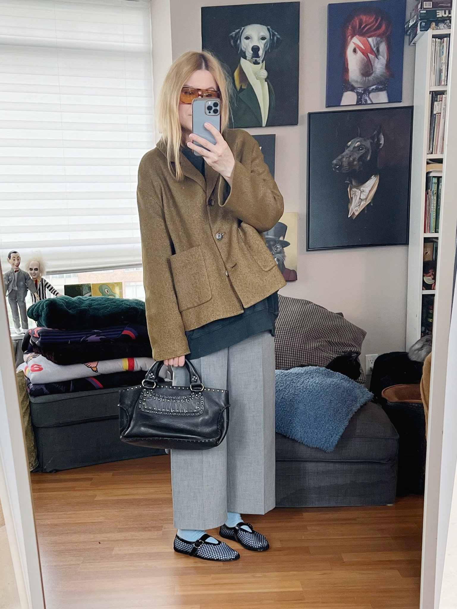 How I take the same outfit base from summer to fall. As you can see, I am much more of a fall person. 

Before I buy anything new I always think in terms of how I can carry it through the other seasons. My wardrobe isn’t packed away from season to season, I keep the same pieces throughout the year. The fall look has the jacket I bought at the  Zara sale. It was a good buy.
 •
#springlook #vintageceline  #torontostylist #StyleOver40  #secondhandFind #fashionstylist #slowfashion #FashionOver40  #MumStyle #genX #genXStyle #shopSecondhand #genXInfluencer #genXblogger #secondhandDesigner #Over40Style #40PlusStyle #Stylish40


#LTKSummerSales #LTKStyleTip #LTKSeasonal