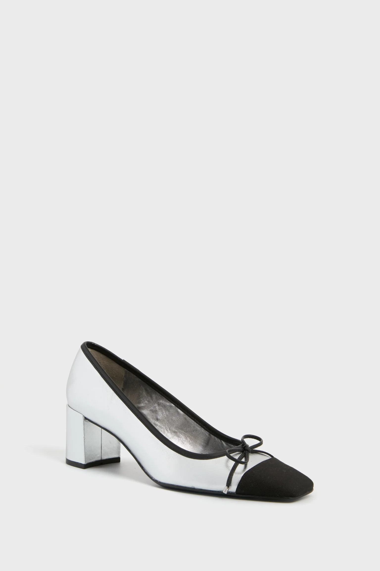 Silver Arissa Block Casual Heels | Tuckernuck (US)