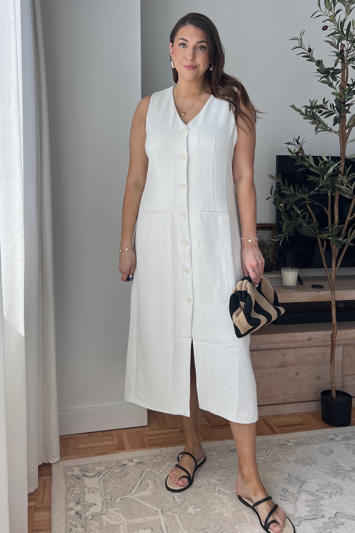 Abercrombie and fitch work dress wearing size XL long 



size 10 fashion | size 10 | Tall girl outfit | tall girl fashion | midsize fashion size 10 | midsize | tall fashion | tall women | 

#LTKfindsunder100 #LTKstyletip #LTKmidsize