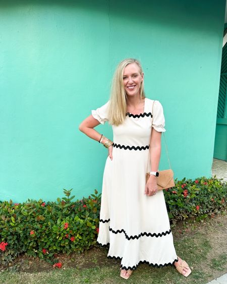 Amazon vacation dress







Amazon travel. Resort dress. Resort wear. Vacation dress. Maxi dress. White. 

#LTKSeasonal #LTKSpringSale #LTKtravel