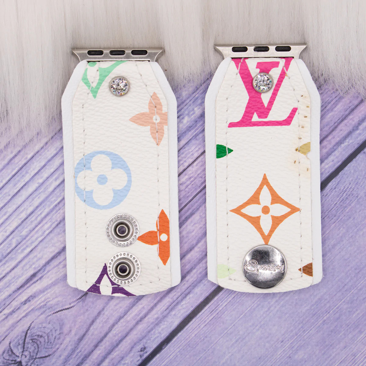 Perfectly Imperfect - (XXS/XS) Bow Band in Upcycled Lv White Multicolor With Logo On White (Apple... | Sparkl