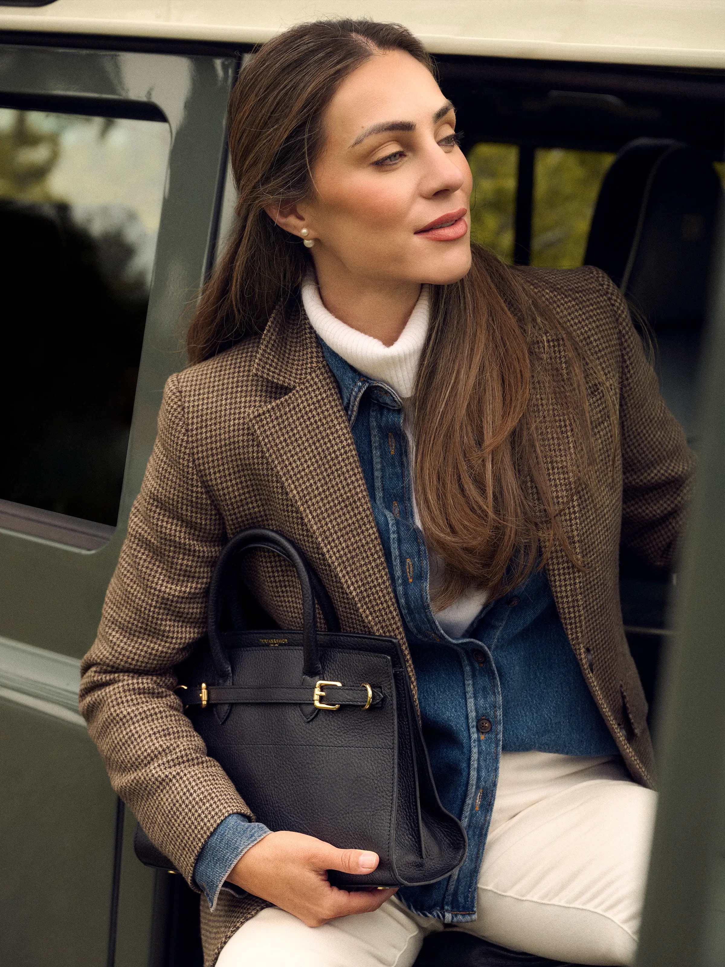 Town & Country Collection - Top Handle Bag - Black | Fairfax & Favor | Fairfax & Favor (UK)
