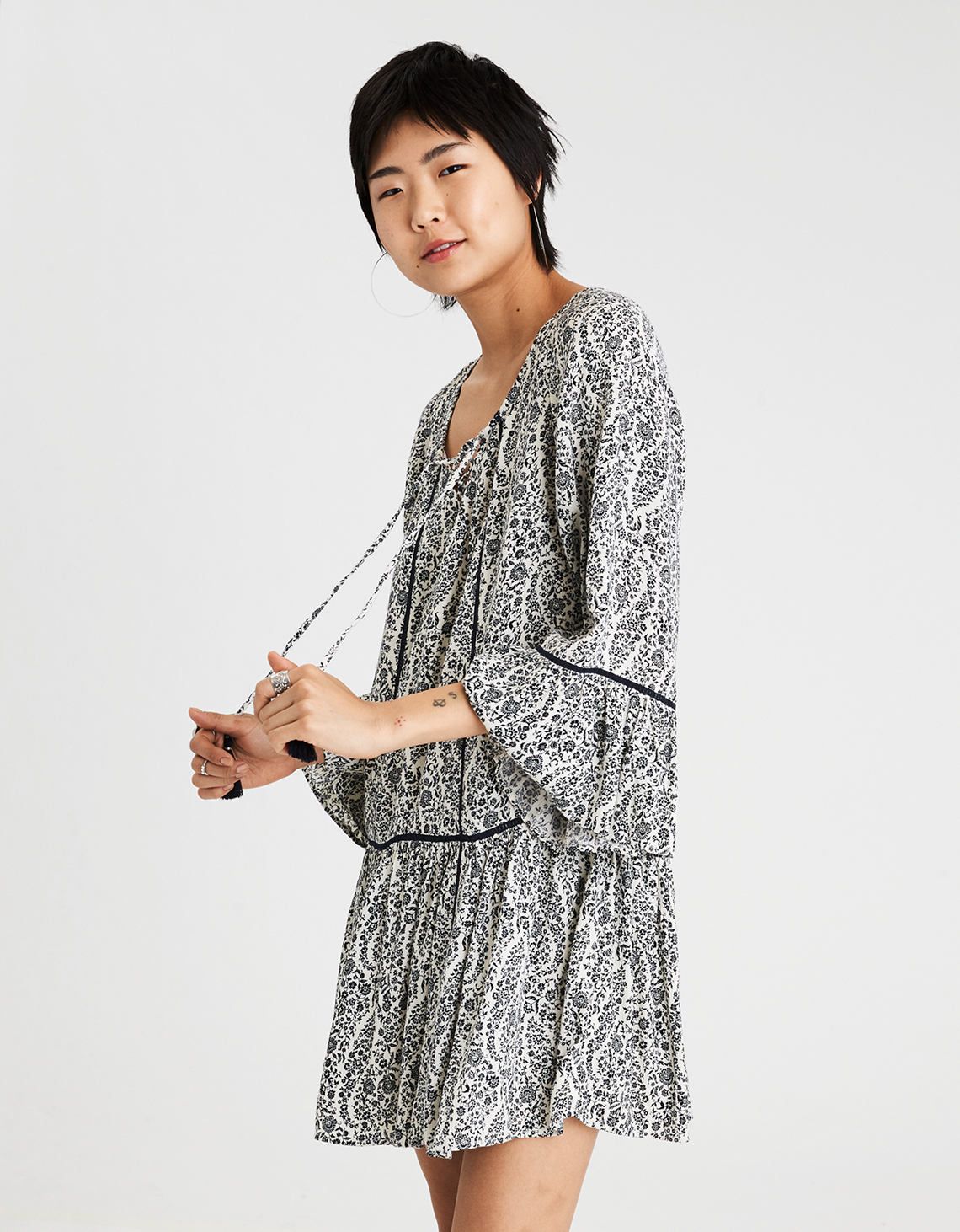 AE BELL SLEEVE LACE UP FRONT SHIFT DRESS, Navy | American Eagle Outfitters (US & CA)