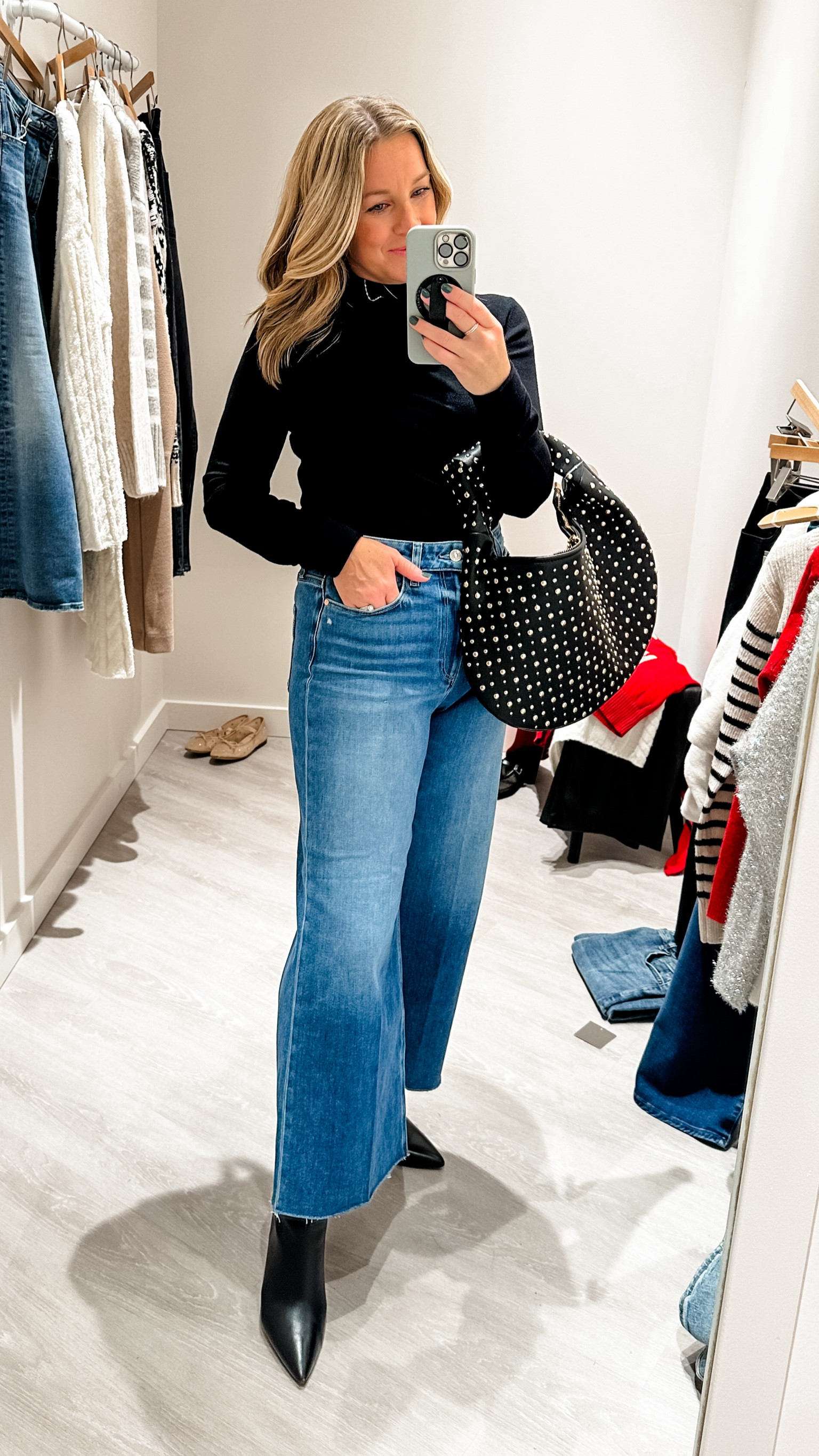 Completely in love with this look. It’s so chic and dressy yet simple and effortless. I’m a small top and 29 jeans. The whole outfit is so comfy! 

#LTKHoliday #LTKCyberWeek #LTKGiftGuide