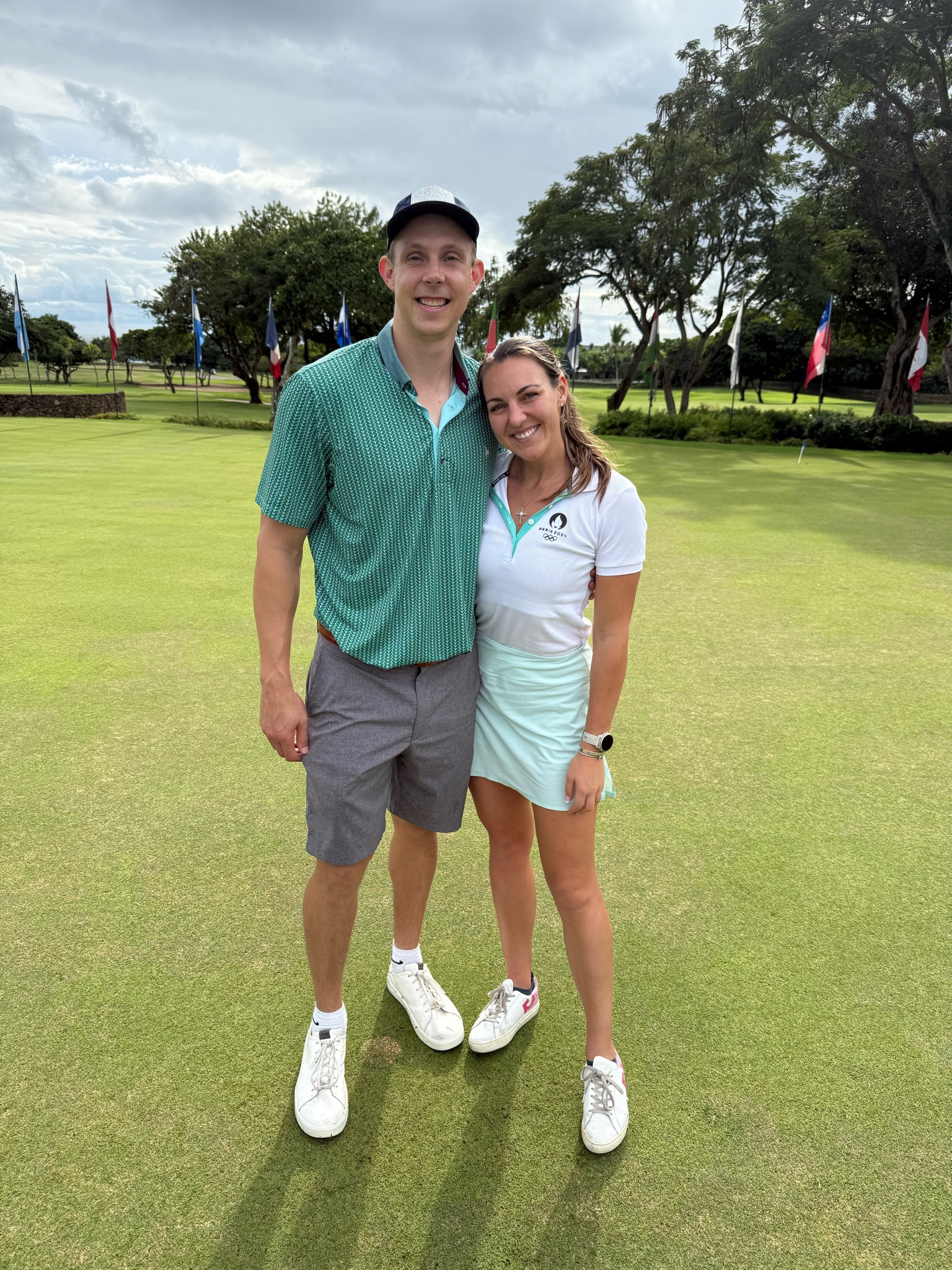 #golf #golfcouple #activewear #countryclub #ltkactive #wolfpack #greyson

#LTKMens