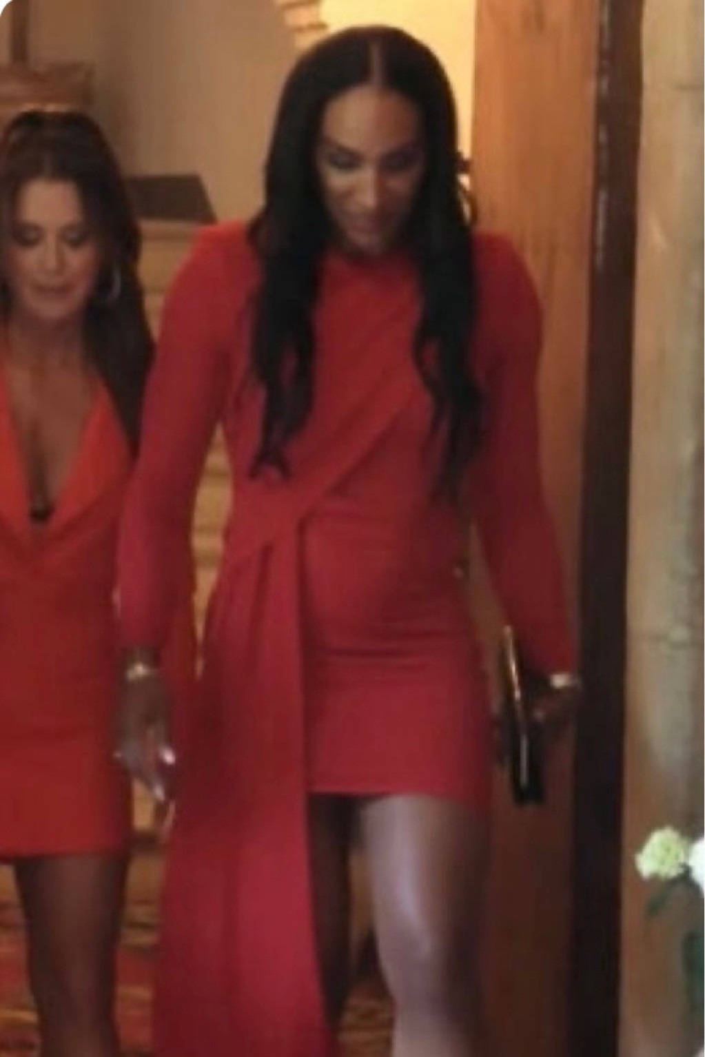 Red mini dress worn in Spain. S. 13, E. 15. 

#LTKstyletip