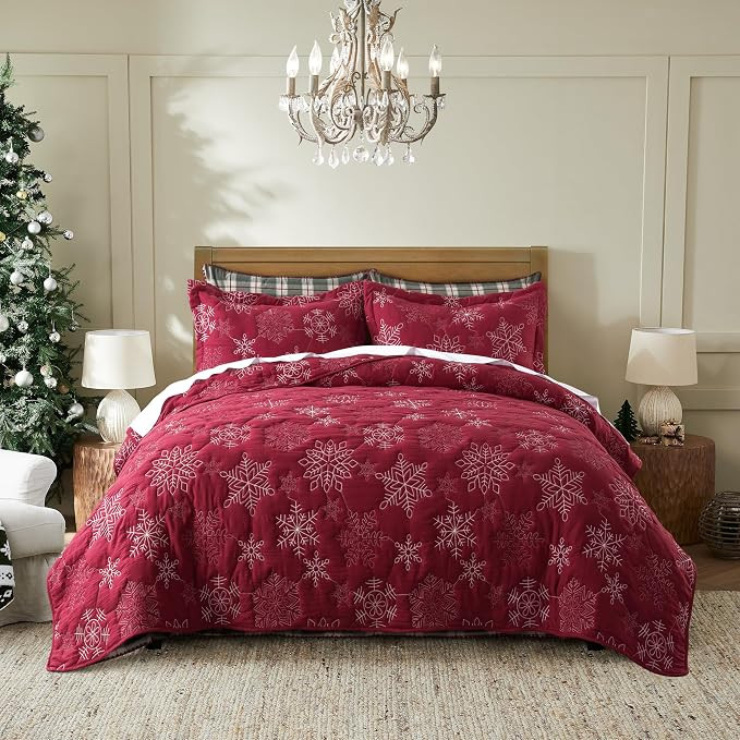 WDCOZY Christmas Quilt California Cal King Size Bedding Set with 2 Pillow Shams, Lightweight Beds... | Amazon (US)
