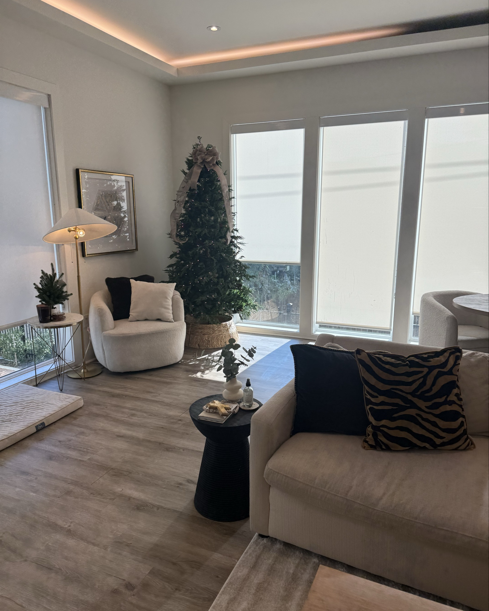 New tree from Walmart!! 

#LTKGiftGuide #LTKSeasonal #LTKHoliday