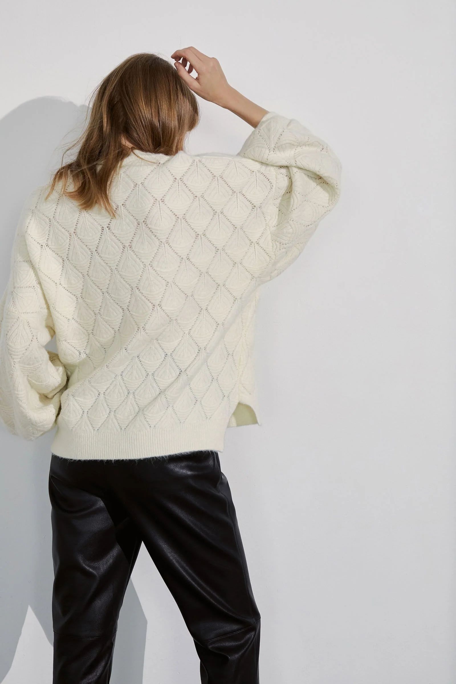 Diamante White Puff Sweater | J.ING