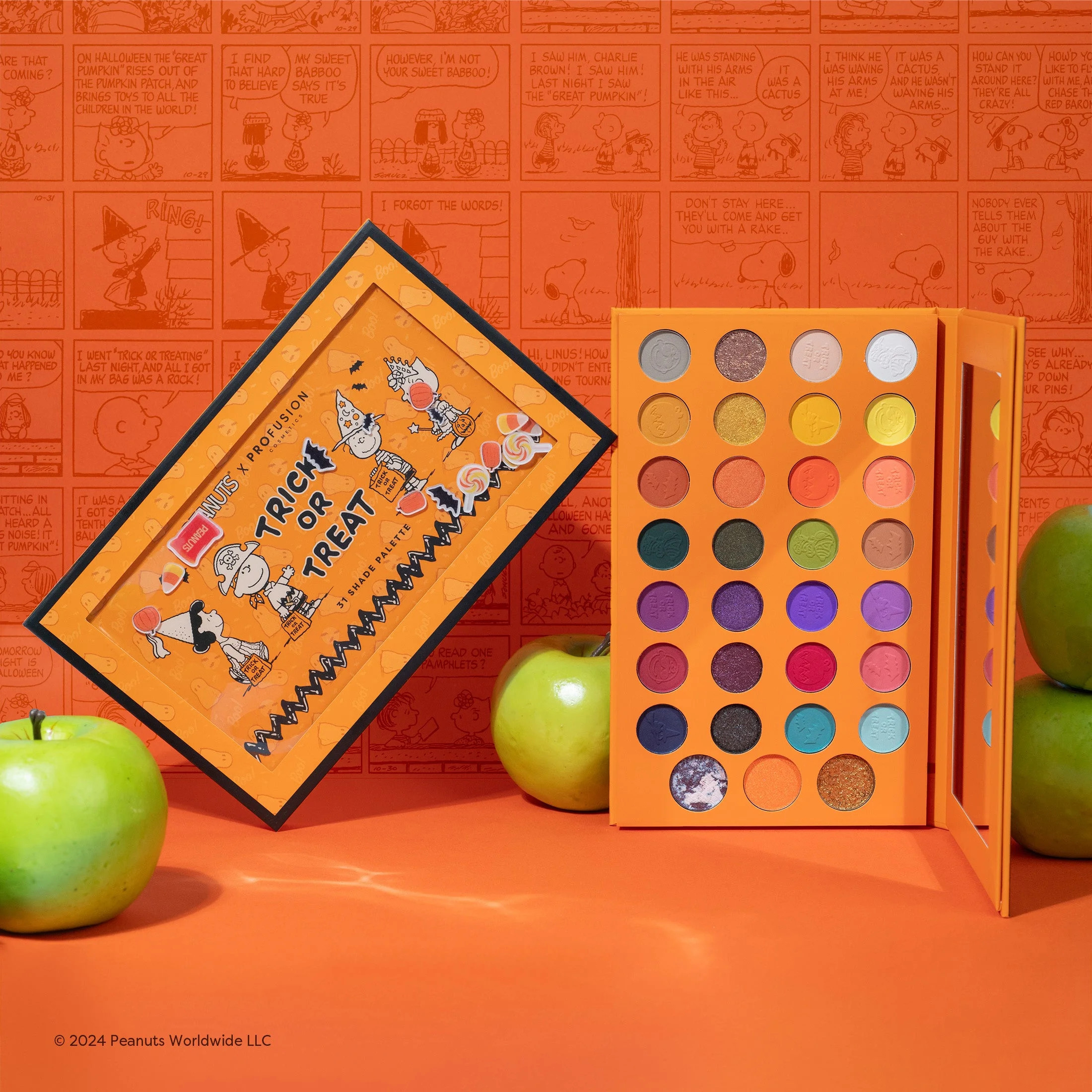 Peanuts Halloween | Trick or Treat 31 Shade Palette | Walmart (US)