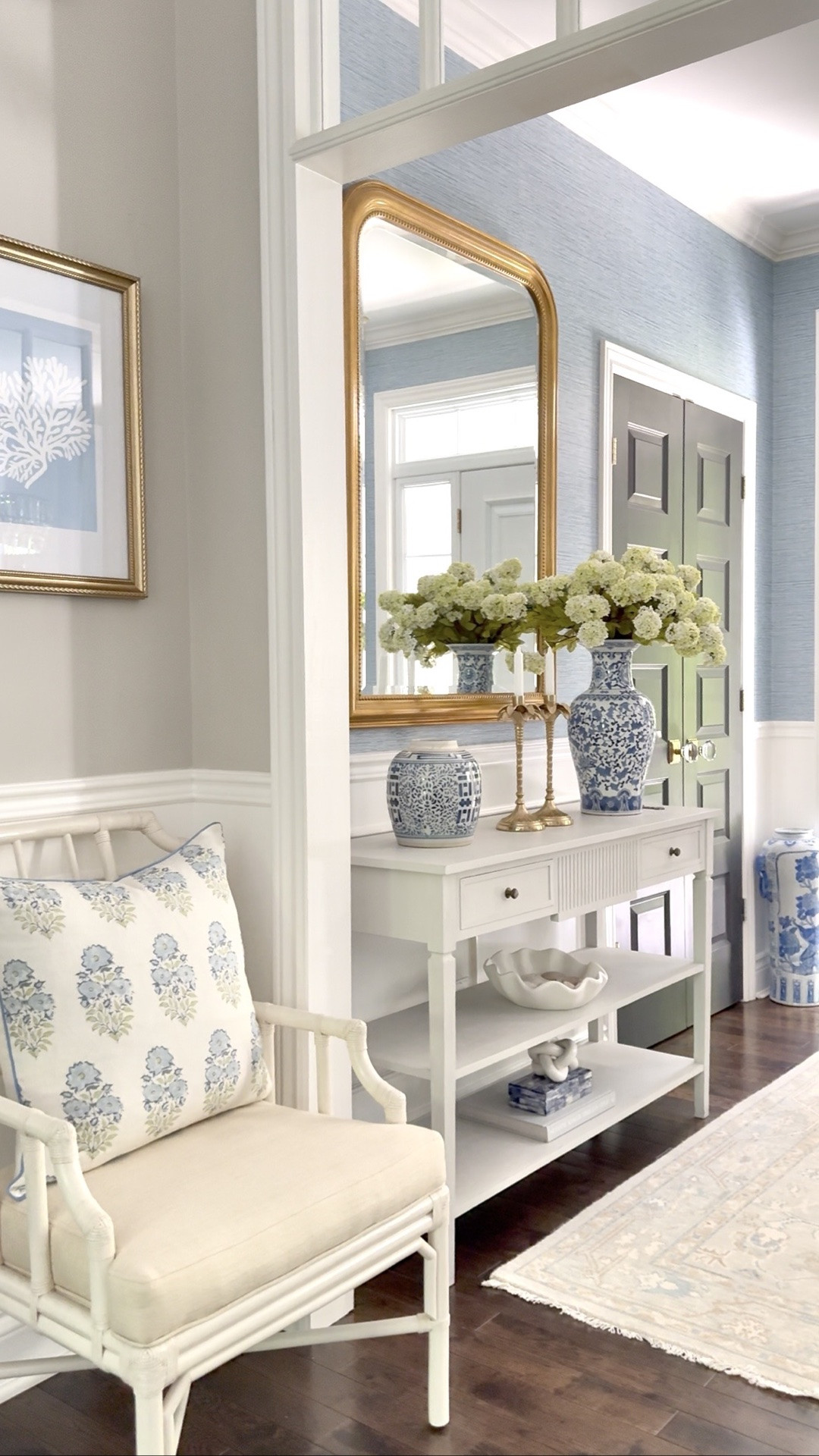 Make it chic! Bringing on the summer home decor vibes! Green, blue, coral, ginger jars and all things beautiful!