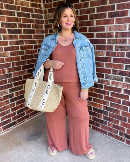 This little two piece matching set from Target is actually the Stars Above PJ/lounge line but I think it would be a perfect travel outfit or airport outfit option! Wearing the bottoms in XXL and the top in XL. Comes in 2 other colors.
4/22

#LTKstyletip #LTKfindsunder50 #LTKplussize