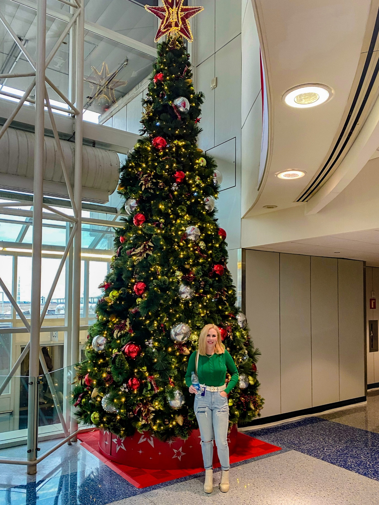 It's sweater weather! Feeling festive in this cable knit sweater bodysuit. 



#LTKGiftGuide #LTKSeasonal #LTKHoliday