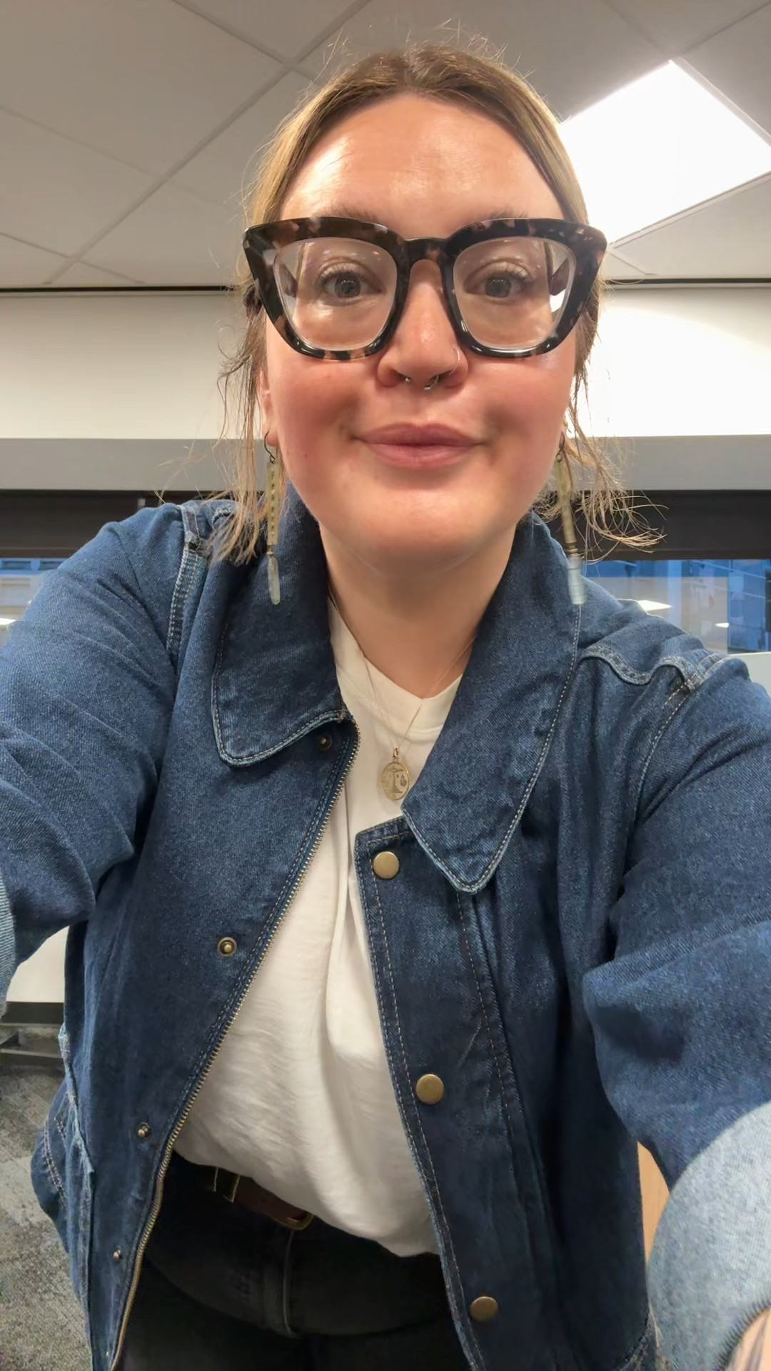 A little outfit full of basics on a Tuesday! 

#LTKShoeCrush #LTKPlusSize #LTKMidsize