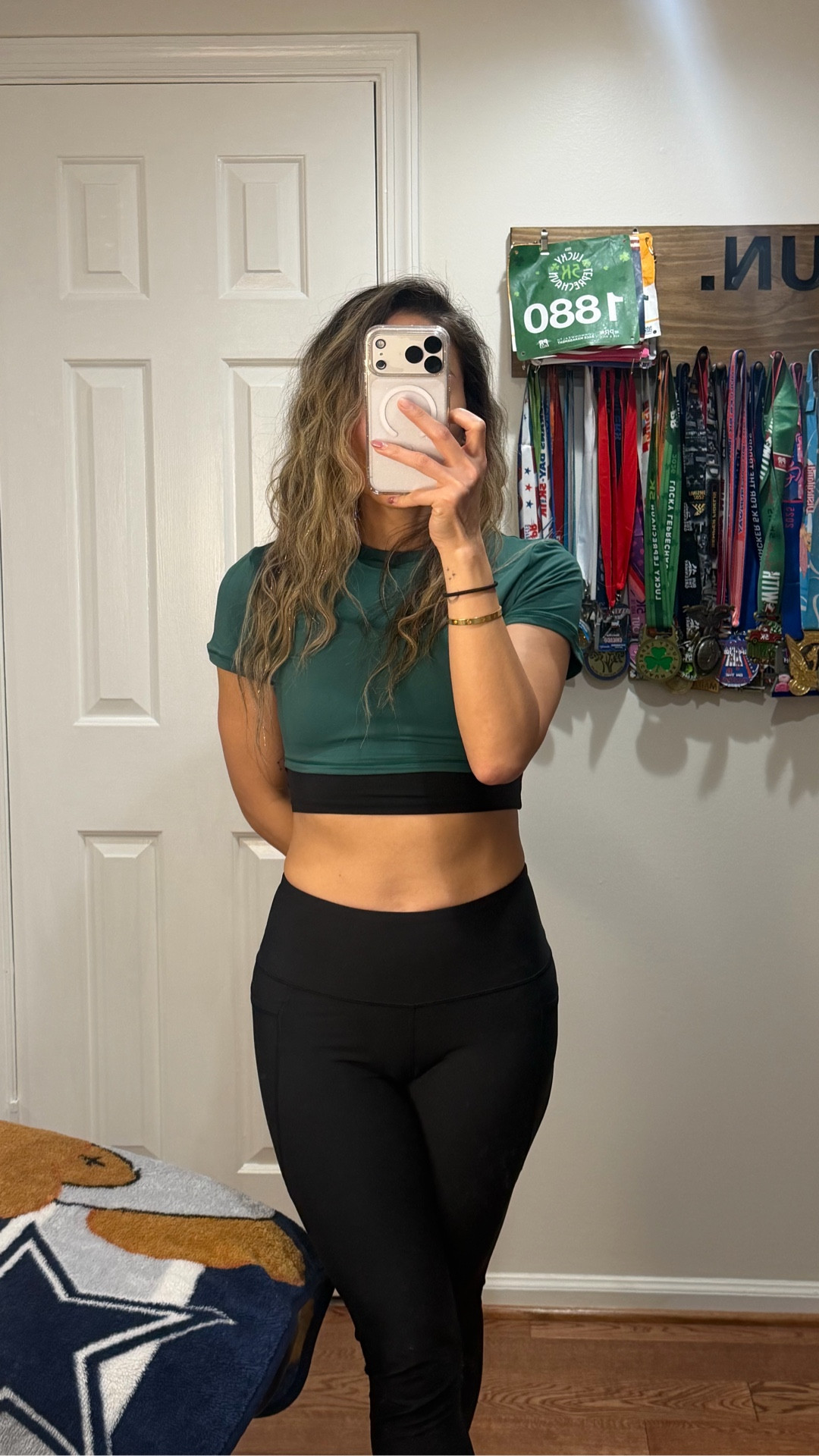 I know I’ve said this before… but don’t sleep on OLD NAVY’s active wear.  Affordable, comfortable and fits like a glove. 

High waisted pants cinch in all the right places.  

Can layer your tops for an added flare! 

#LTKgrwm #LTKootd #LTKActive