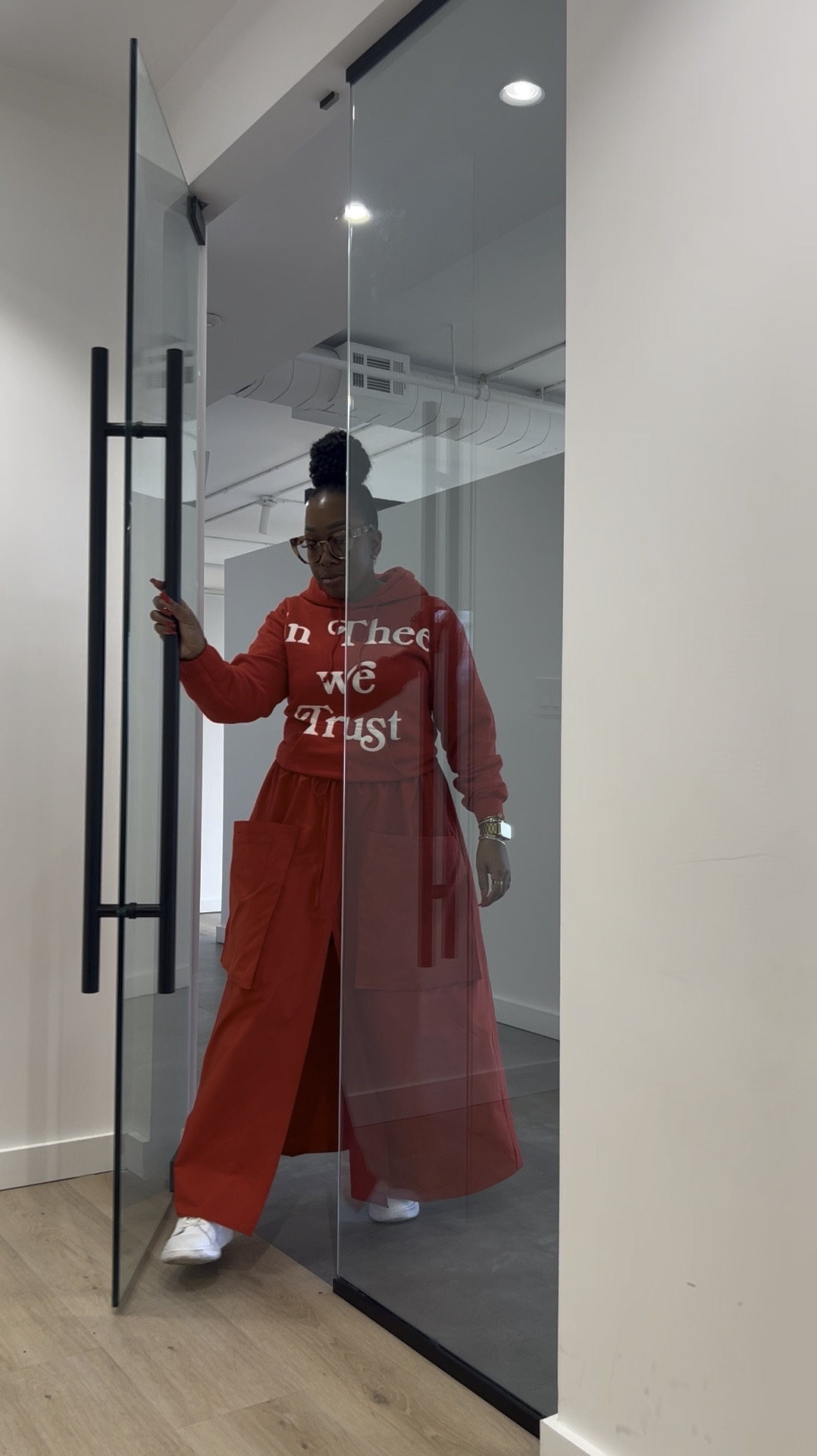 Sweatshirt: thee by Travis Taylor 
Skirt: of course it’s SHEIN!

#LTKWorkwear #LTKStyleTip #LTKFindsUnder50