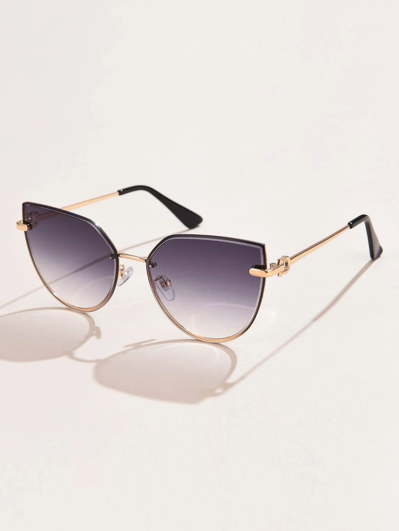 Cat Eye Fashion Glasses
   SKU: sc2110142335225265      
          (306 Reviews)
            US$8... | SHEIN