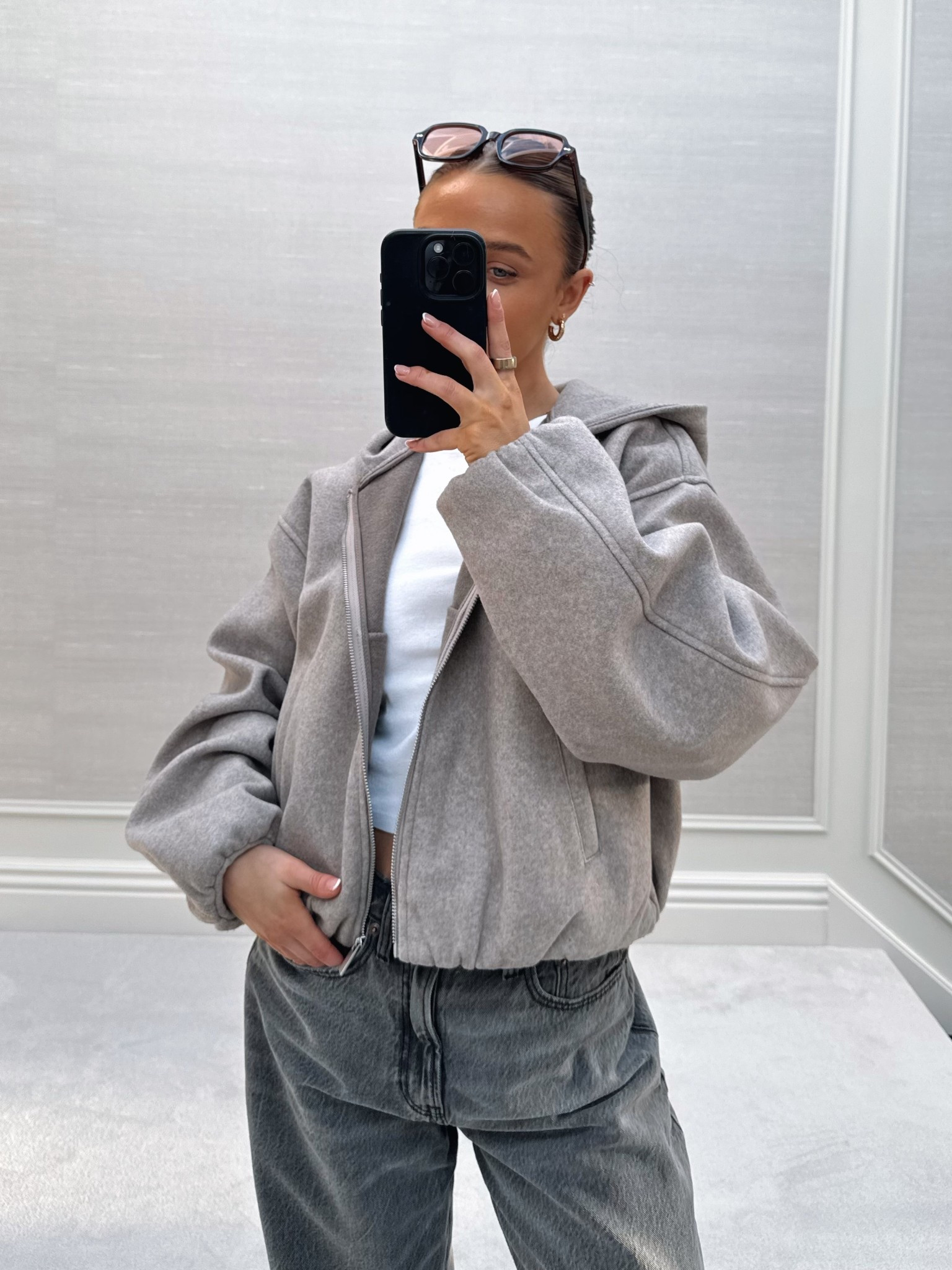 new in zara bomber jacket✨

Pinterest style outfit inspo ideas bomber jacket zip up work autumn winter TikTok casual easy basic neutral ootd wishlist faves petite zip up brown beige hoodie mole 


#LTKstyletip #LTKwinter #LTKuk