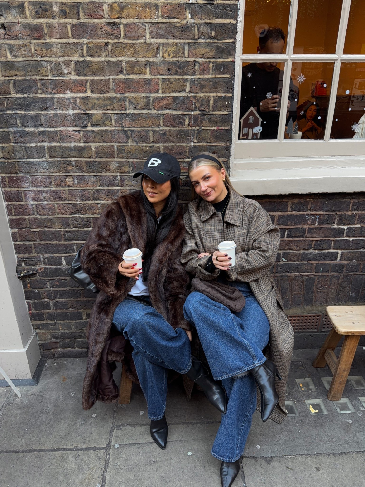 My coat is 55% off! Such a cute one for autumn/ winter, also comes with a detectable scarf. I have in size 12 but I reckon a 10 would have been a better fit! 

#LTKeurope #LTKwinter #LTKuk