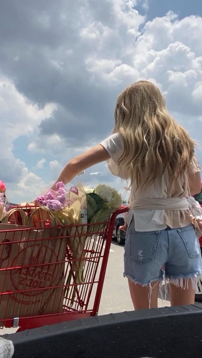summer cutoffs & the solly wrap saving my life always 🌸🫶🏼💐☀️👶🏼🧡

#LTKbaby #LTKSeasonal #LTKFind