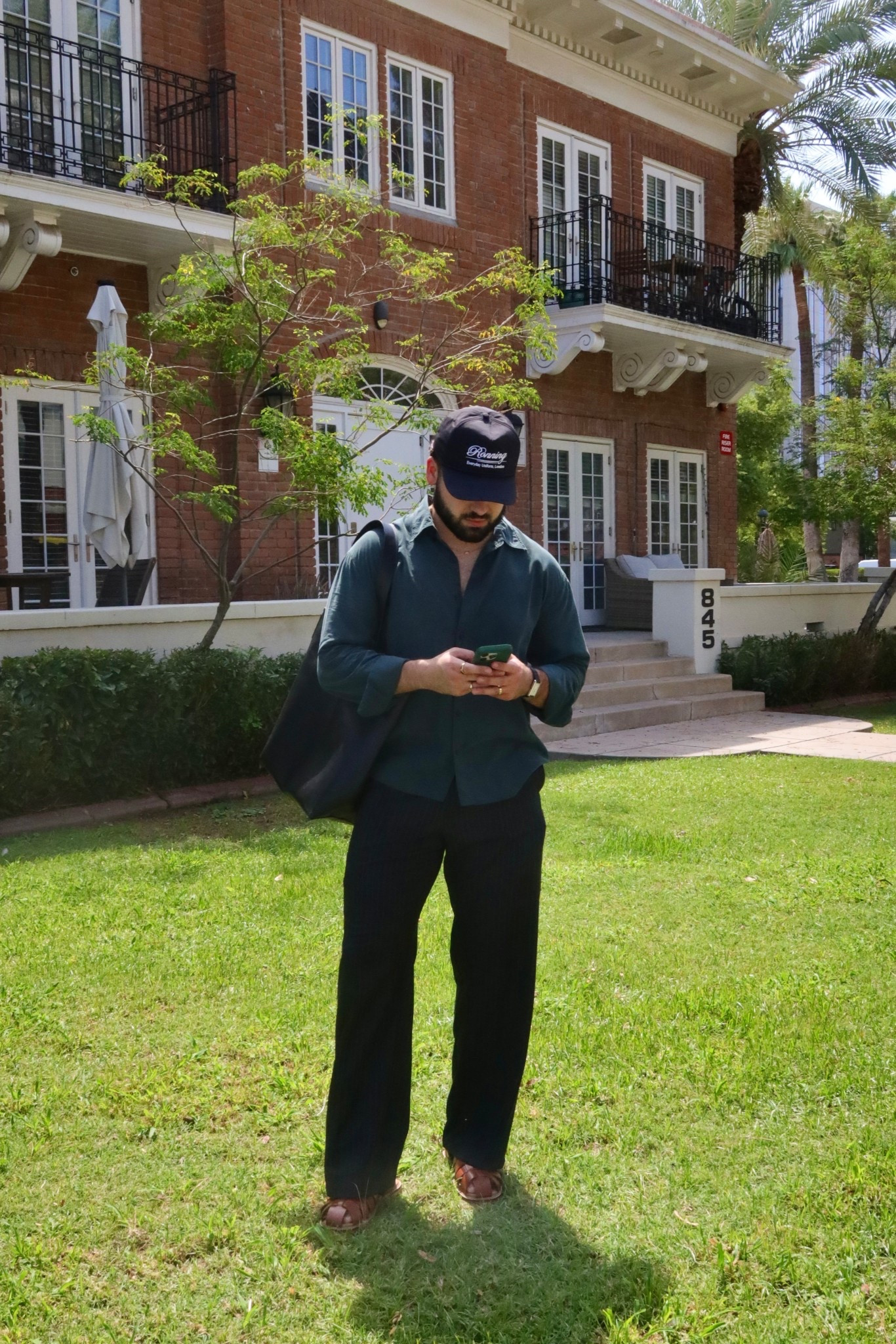 Simple fit while exploring the city. Enjoying this 60 degree weather in Phoenix in the middle of December 🌵

Got these pants from 33mm which I can’t link on here but I linked a few similar styles I really like for you guys! 🤙🏼

Men’s outfits , men’s fashion , outfit ideas , easy outfits , simple outfits , outfit inspoiration

#LTKootd #LTKgrwm #LTKMens