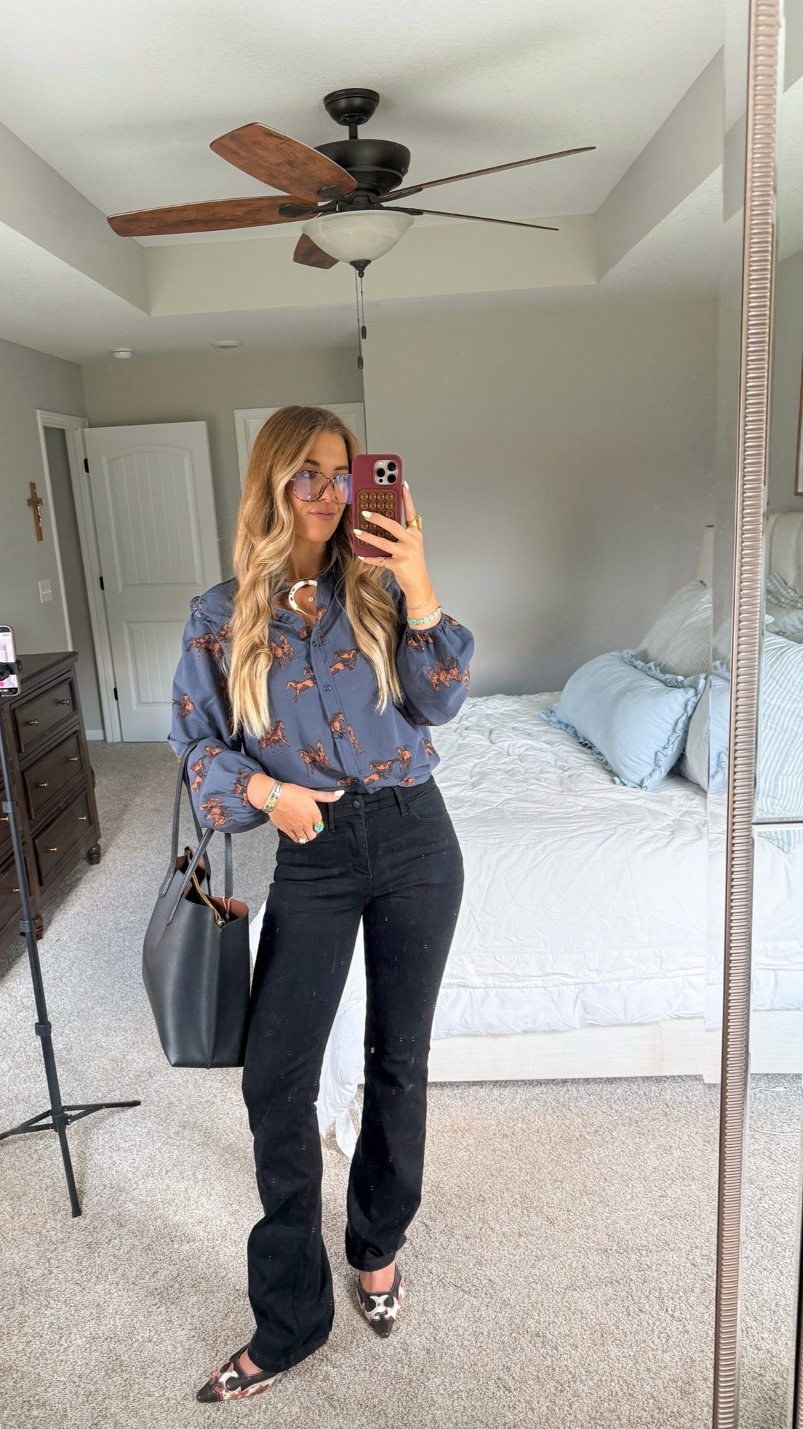 SIZING:
Black denim jeans- color LEIGHTON - Waist 27 - Inseam 36, Dark blue horse blouse - Size Small. neck cuff from november maker 


western chic casual business office wear

#LTKgrwm #LTKTall #LTKSeasonal