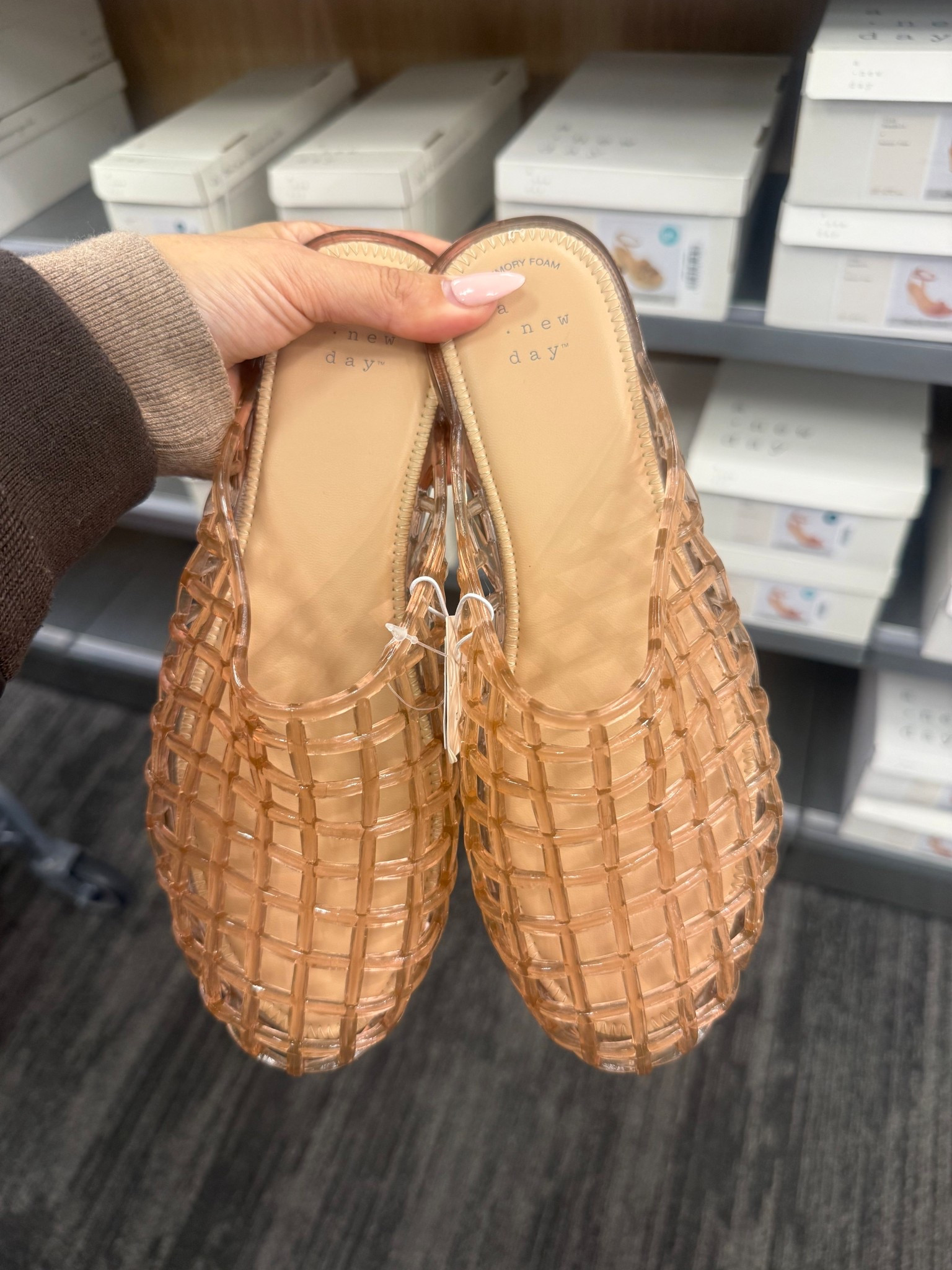 the kind of shoe that instantly makes your outfit feel styled without trying
lightweight, neutral, and so chic



#LTKOver40 #LTKSeasonal #LTKU