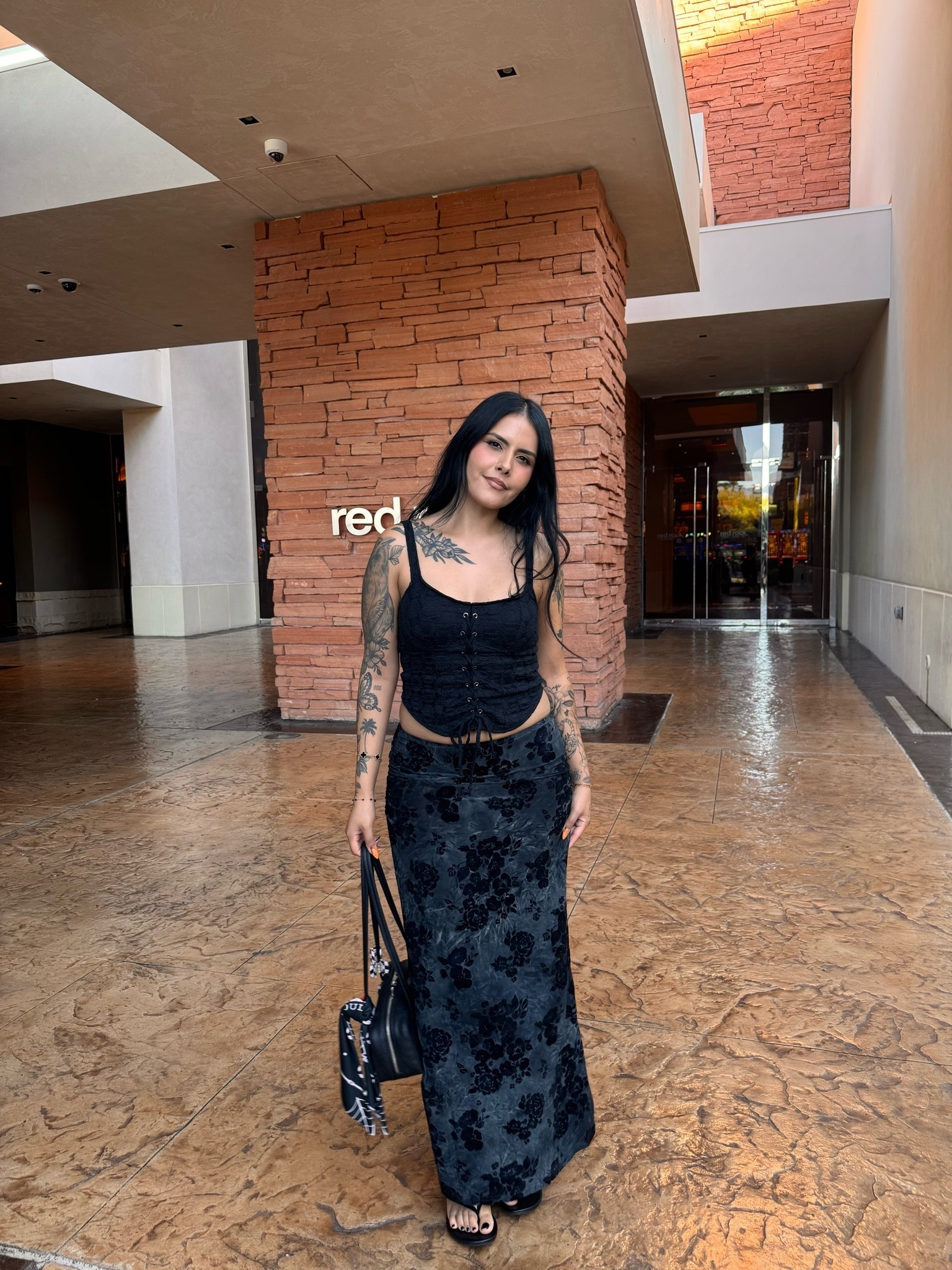Obsessed w this skirt! & it comes in multiple colors 🖤

#LTKootd