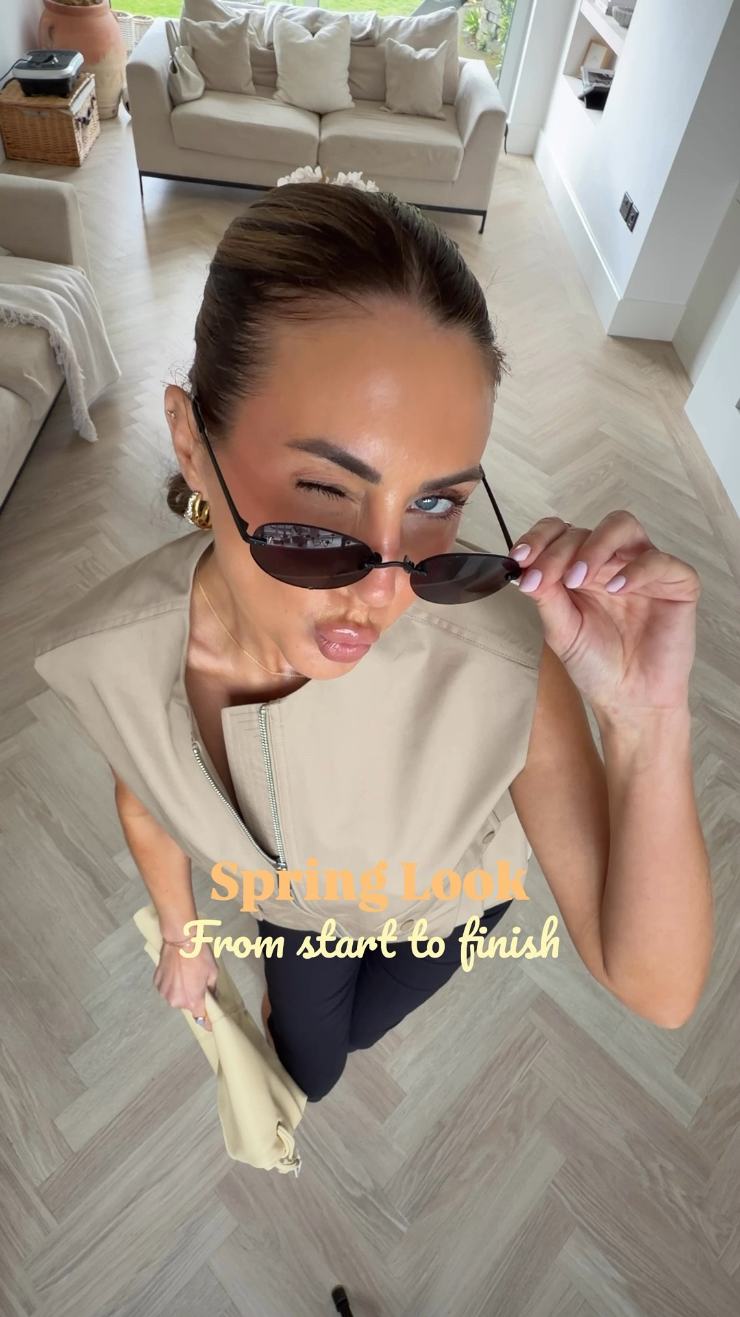 Spring outfits get ready with me from start to finish

Spring make-up, Aussie girl make-up trend, toasty makeup, warm browns make up look Capri pants, spring outfit, spring styling gilet

#LTKbeauty #LTKspring