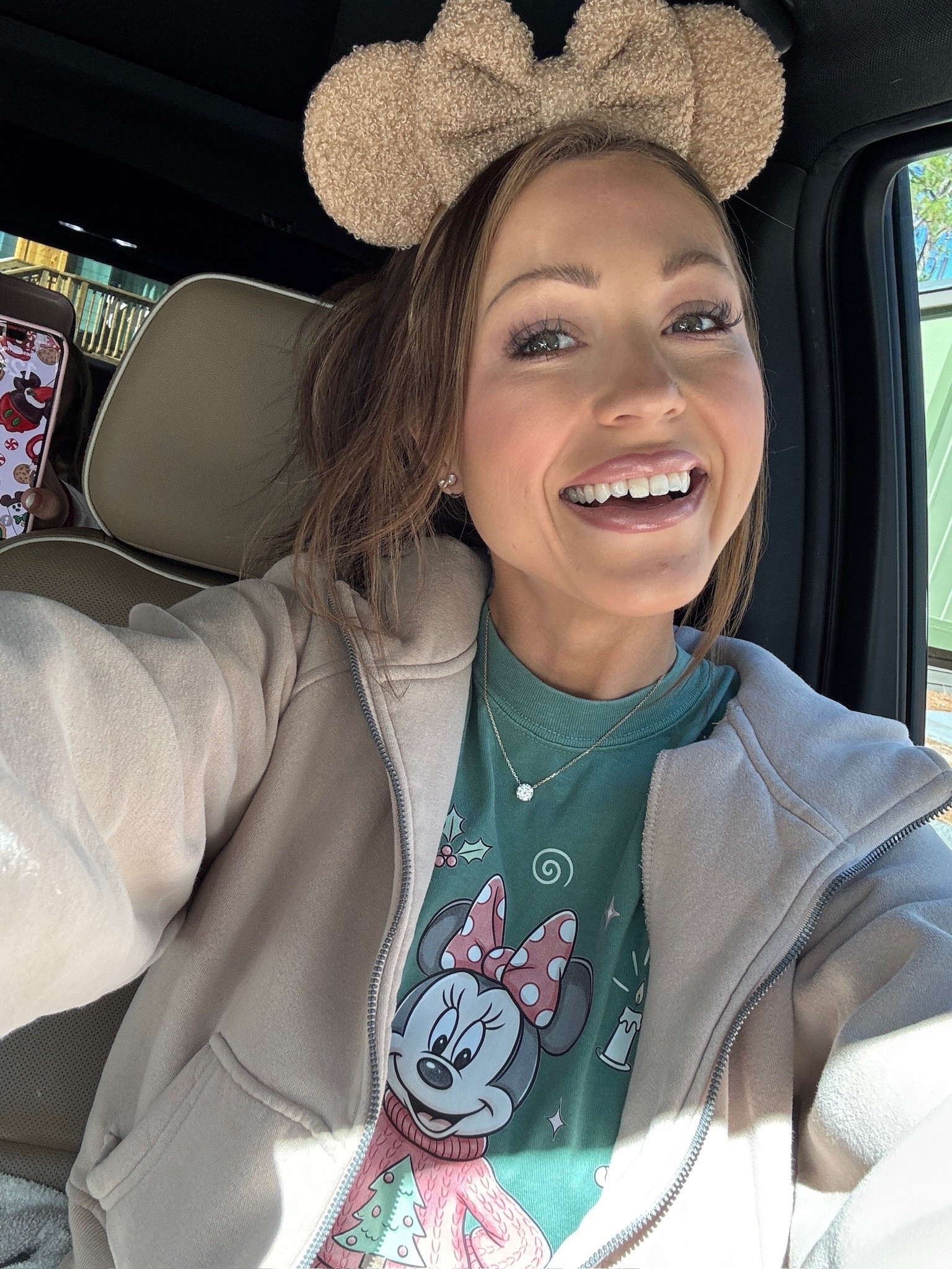 Obsessed with these Minnie Mouse ears from Amazon! 

#LTKHoliday #LTKStyleTip