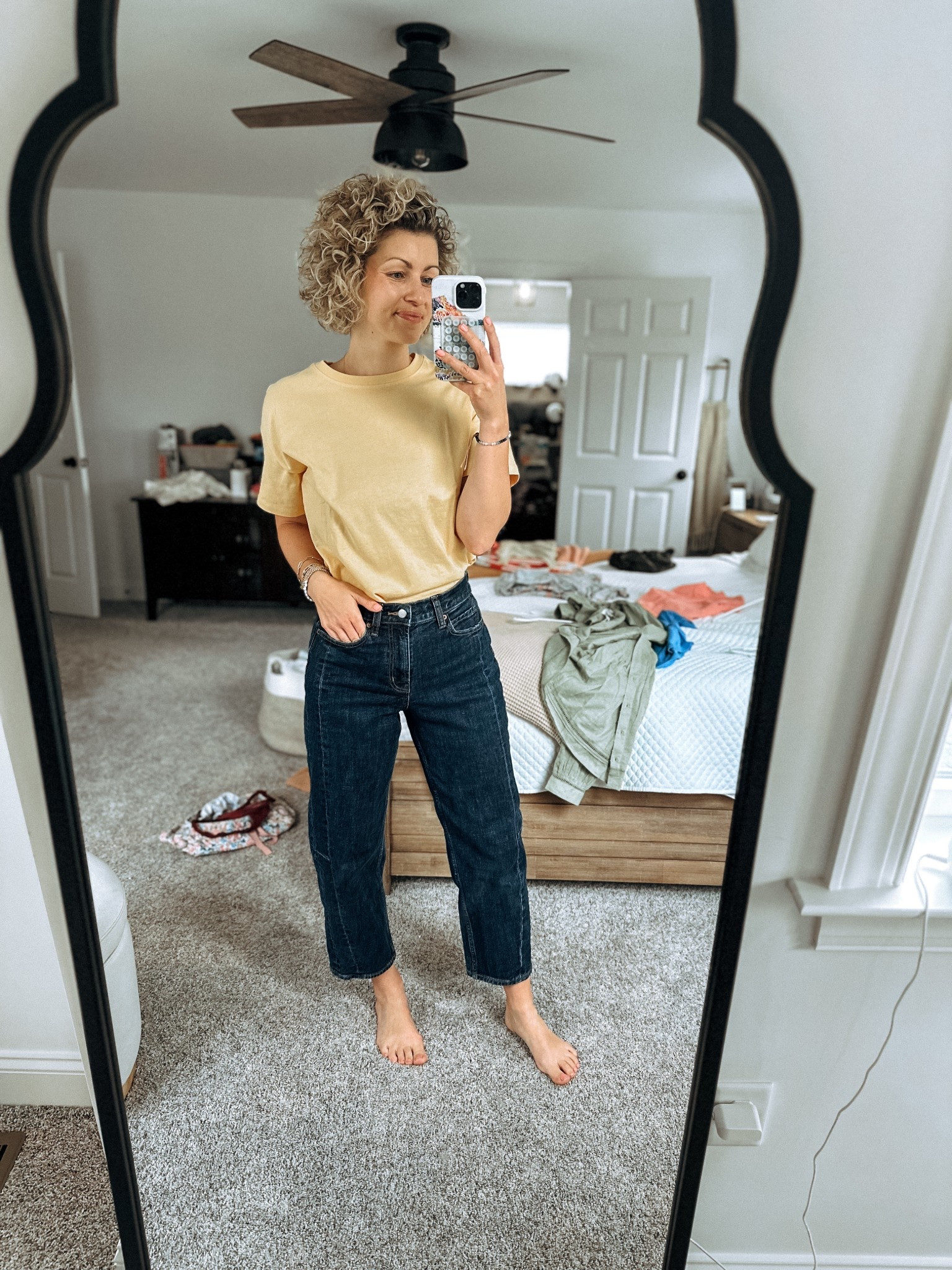 My classic momfit. Slightly oversized cotton shirt and high waisted barrel jeans. TTS on both! 💛

#LTKFindsUnder50 #LTKSaleAlert #LTKStyleTip