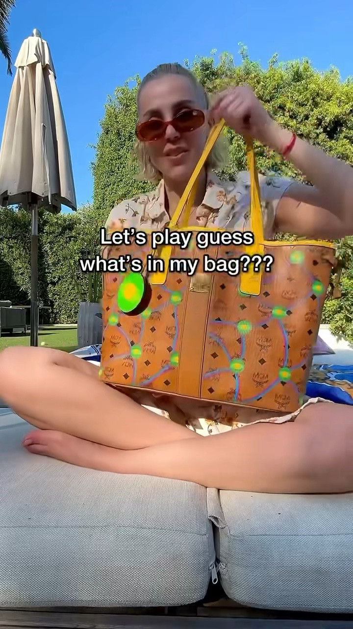 What’s in my bag?

#LTKStyleTip #LTKVideo