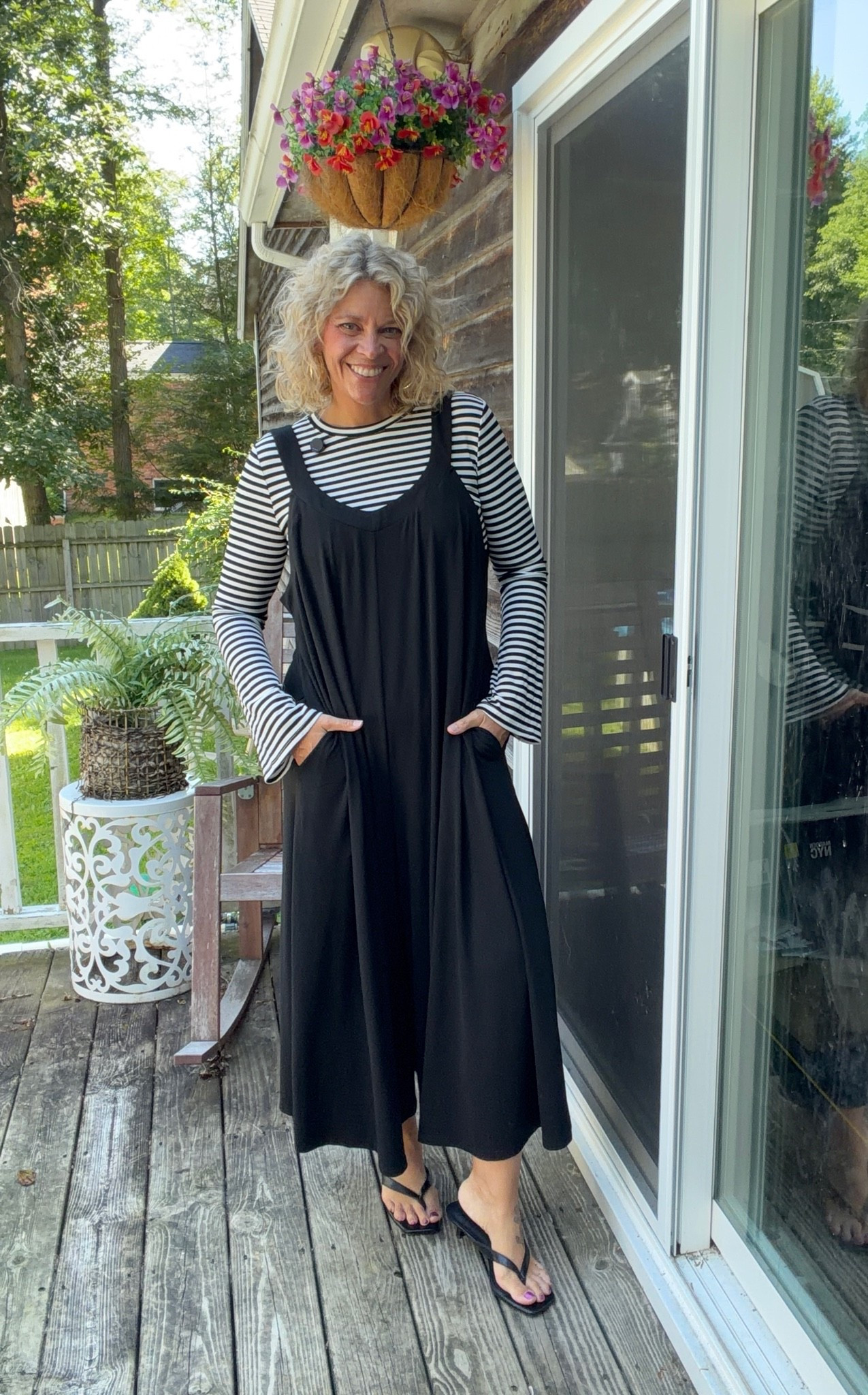 Comfy, stretchy jumpsuit with pockets - size 12; striped top size large

#LTKSeasonal #LTKOver40 #LTKMidsize