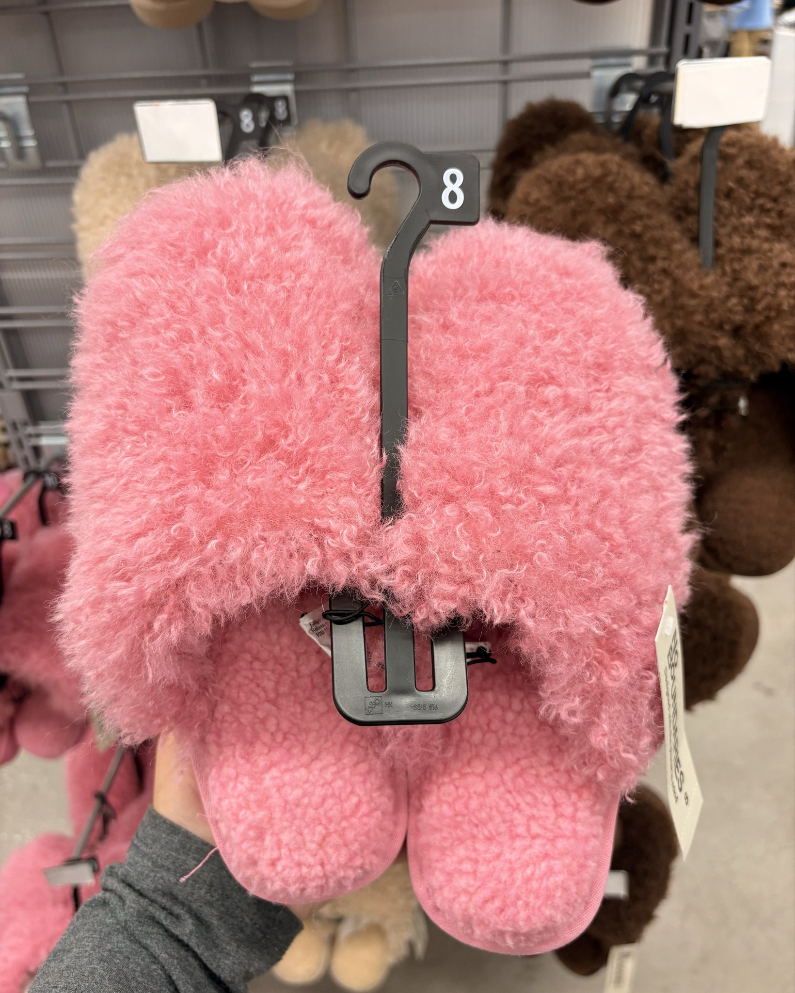$12.99 ✨ No Boundaries Women's Fuzzy Platform Slippers at Walmart 


#slippers #womens #pink #brown #walmart #walmartfinds

#LTKHoliday #LTKGiftGuide