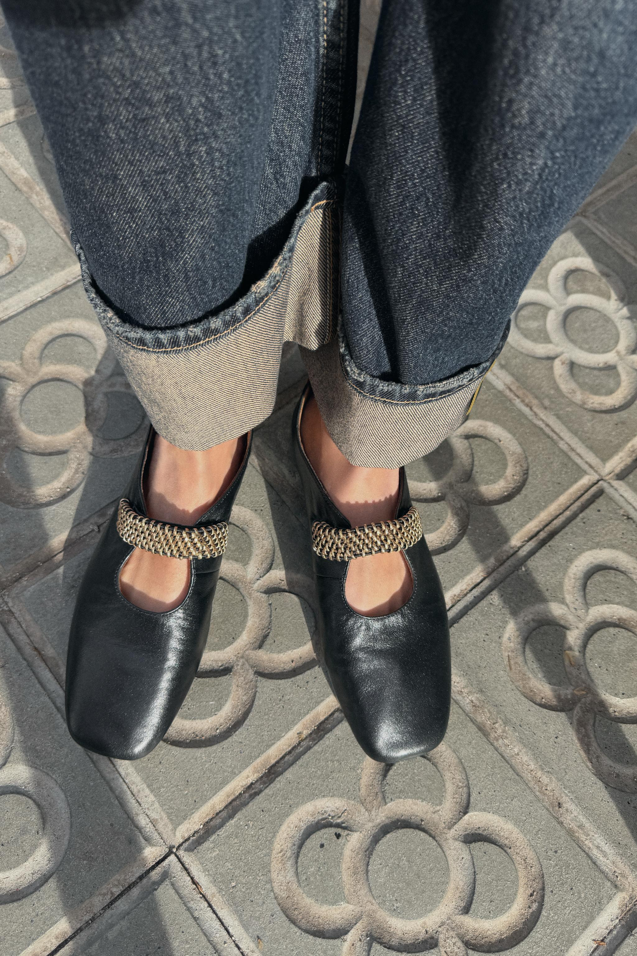 LEATHER BALLET FLATS WITH METAL STRAP | Zara Canada