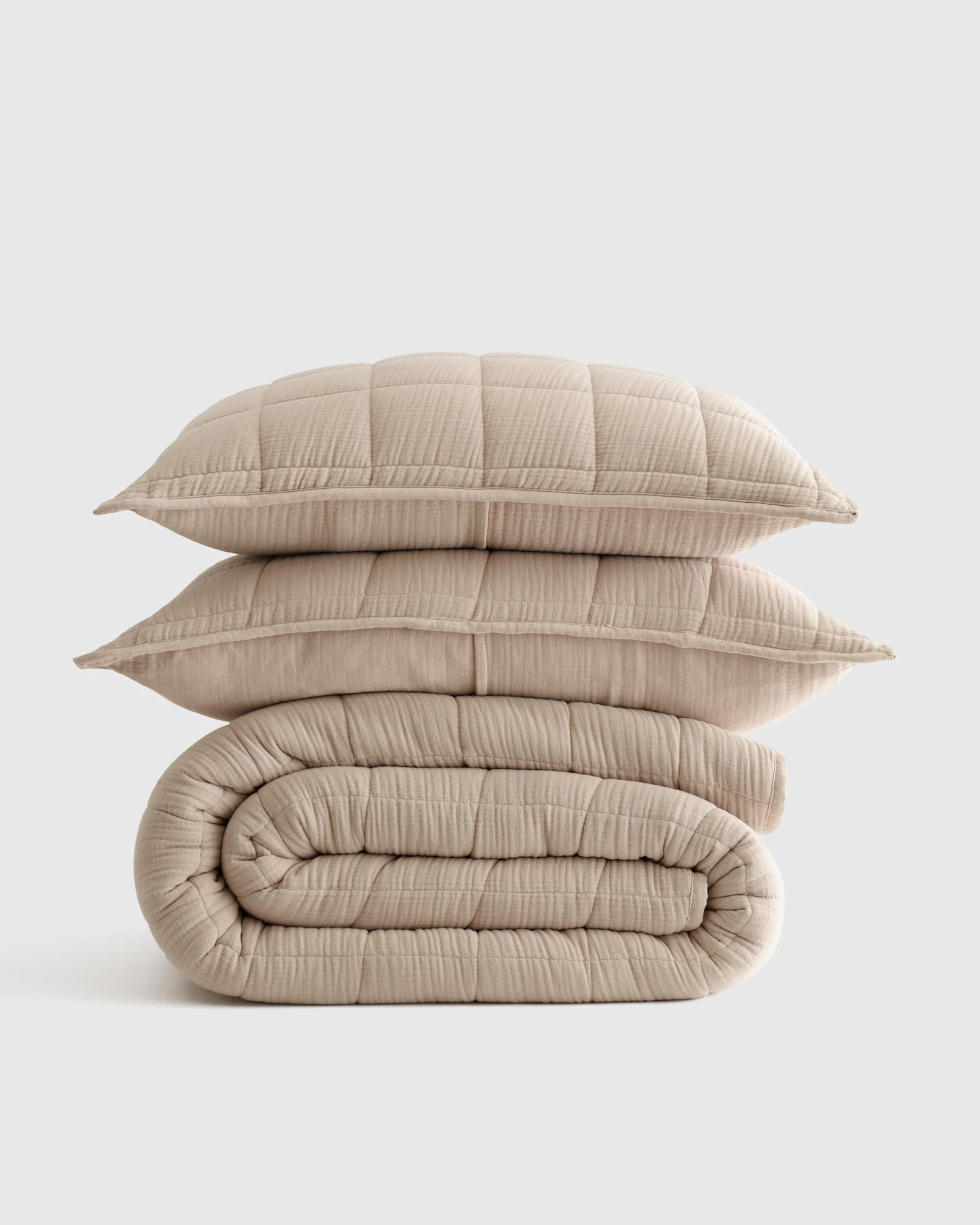 Quince | European Linen Contrast Flange Duvet Cover Set in Aloe/Sand, Size Full/Queen | Quince