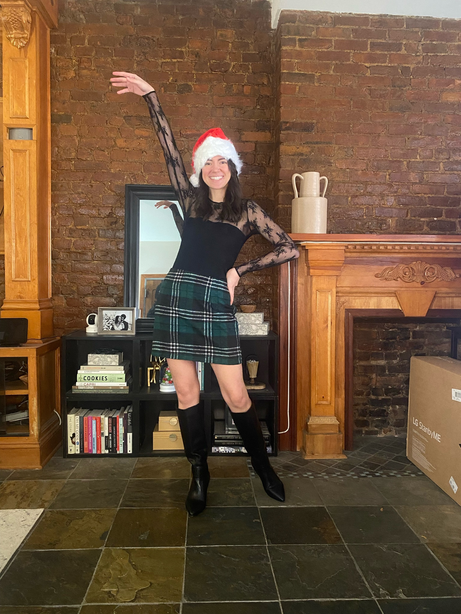 Jingle bell rockin’ in this cute holiday outfit

#LTKSeasonal #LTKHoliday