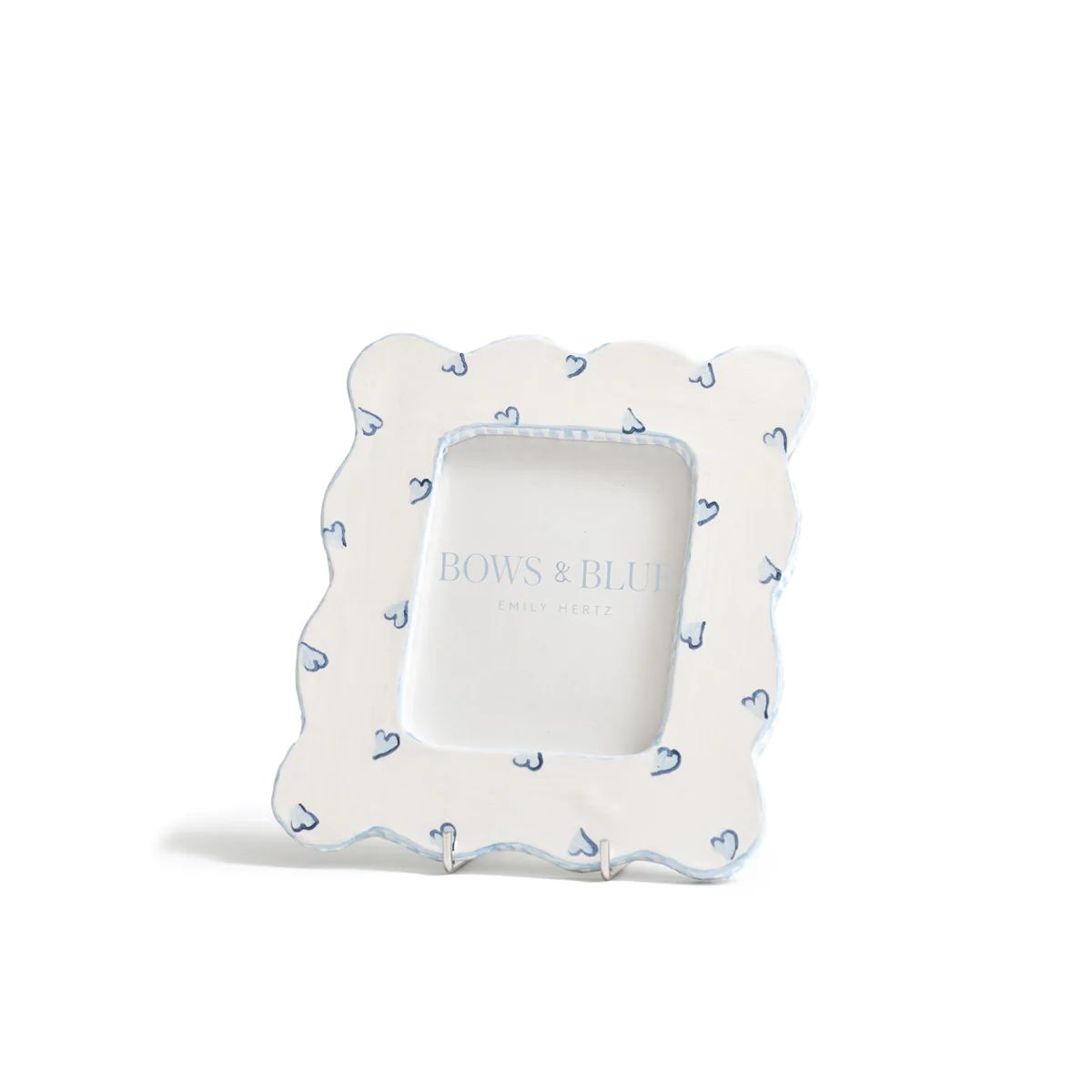 Scalloped Heart Picture Frame | Bows & Blue