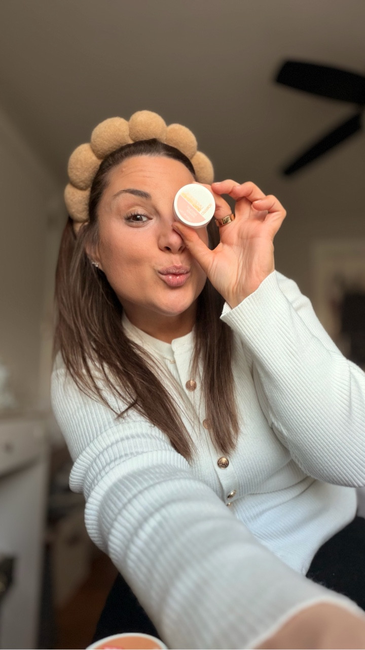 .
.

one of my all time favorite products and brands: @catrice.cosmetics 

the best under $10 makeup that brings you from tired to awake in seconds!

a mom must have!

@catrice.us #mommusthaves #beautyhacks #affordablestyle #relatablemom #beautyessentials