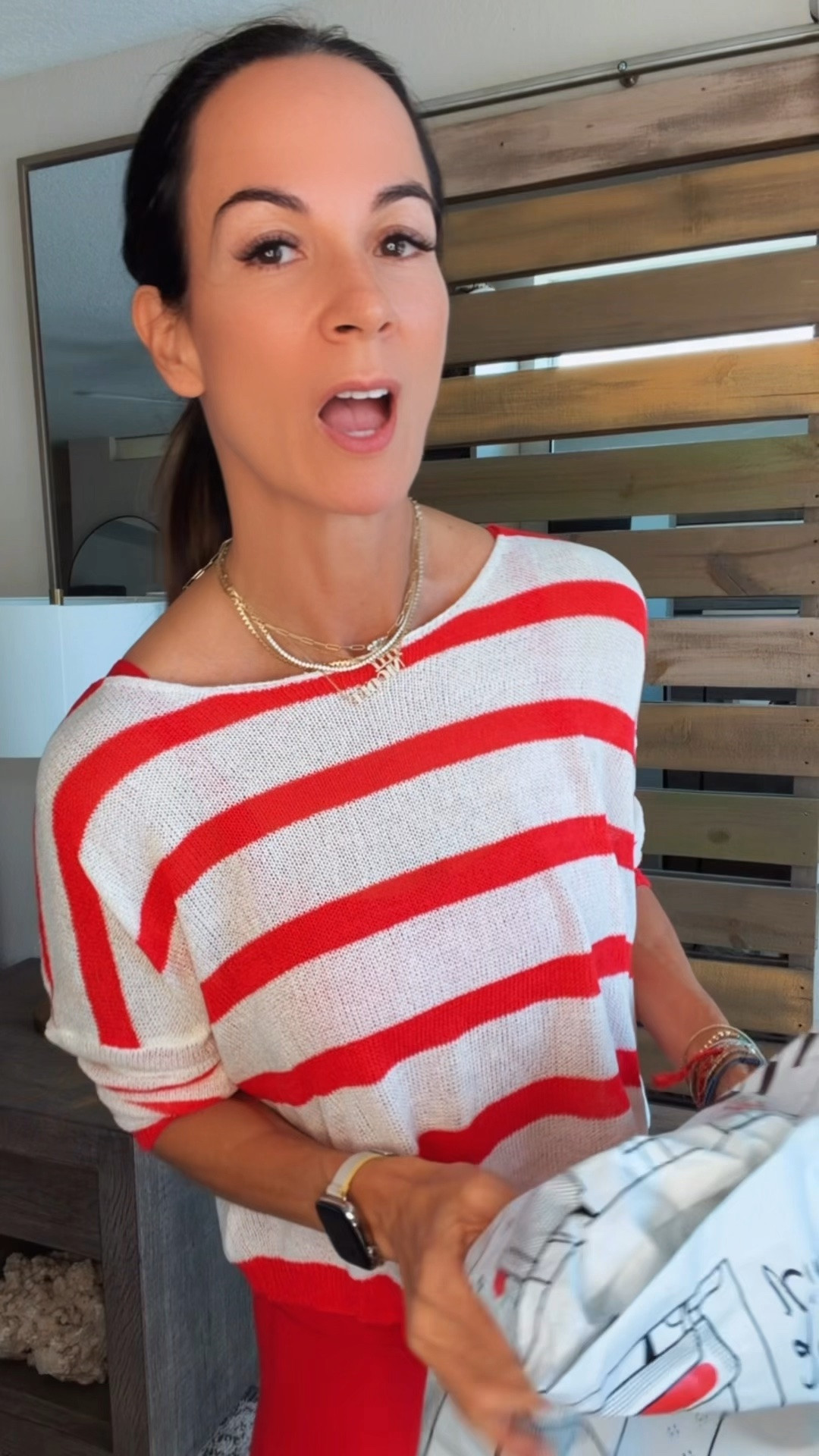 Stopppp because why is this giving the exact same vibe as the $168 version?! 😳🇺🇸

I was casually strolling through Target and found what might be the best fashion find of the season… this designer-inspired sweatshirt for only $25. Meanwhile, the original is sitting pretty at $168. 💀

The oversized fit ✔️
The vintage Americana vibe ✔️
The cozy factor ✔️
The price tag that doesn’t make me question my life choices ✔️

Listen… I love a splurge as much as the next girl, but when the dupe looks this good, I’m adding to cart and running to checkout. 🛒✨

#TargetStyle #TargetFinds #FreePeopleDupe #AffordableFashion #NicoleColeeStyle

L

#LTKgrwm #LTKootd #LTKdayinmylife
